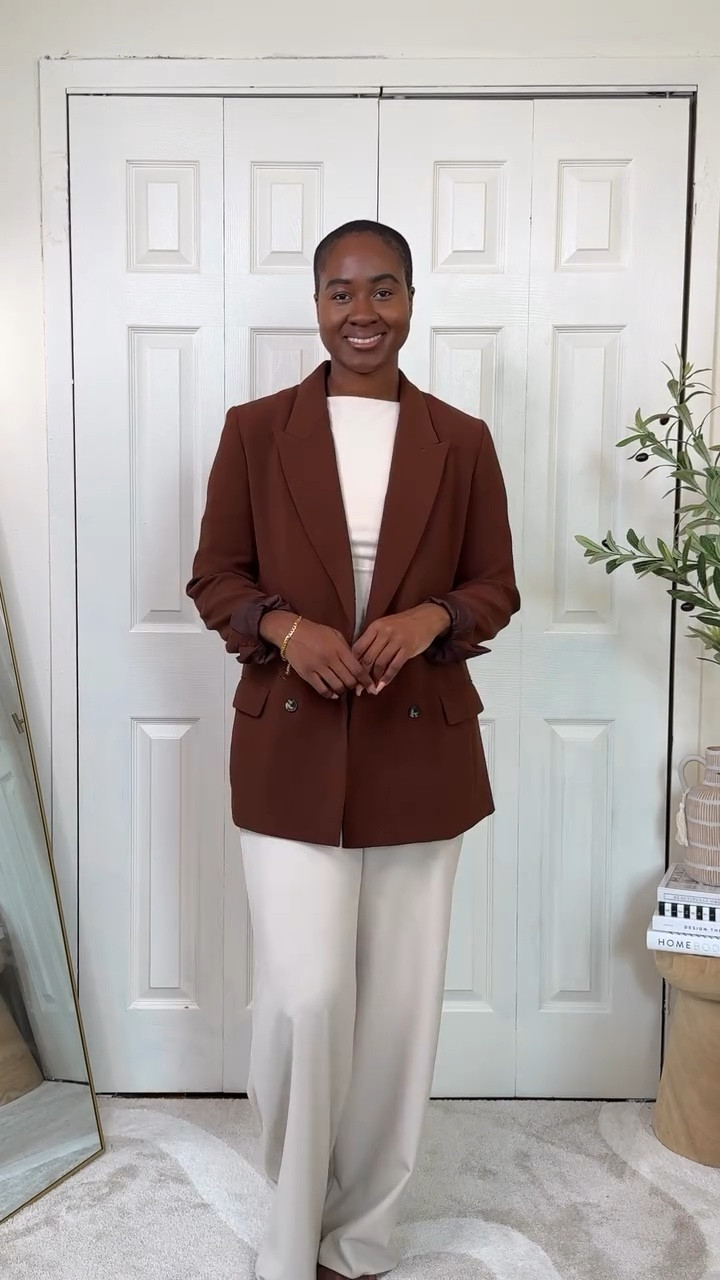 Men I may not know, but blazers? Blazers, I know! 
.
.
.
.
Blazer rotation, blazers for fall, blazers, blazer outfit ideas