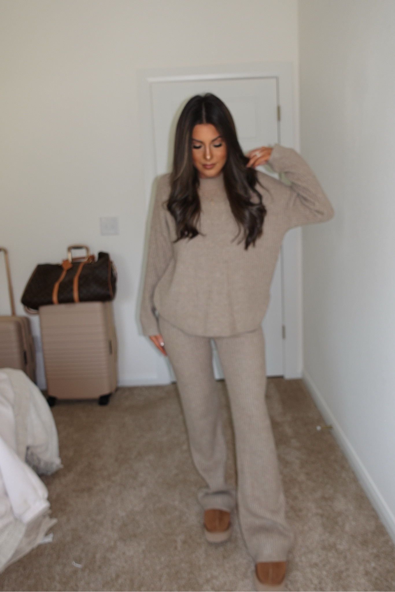 Abercrombie Haul 🫶🏼

The cutest set and sweaters! Up to 20% Off ALL Sweaters & Sweatshirts! Use code SUITEAF at checkout for an extra stackable 15%! 

#LTKSeasonal #LTKFindsUnder100 #LTKStyleTip