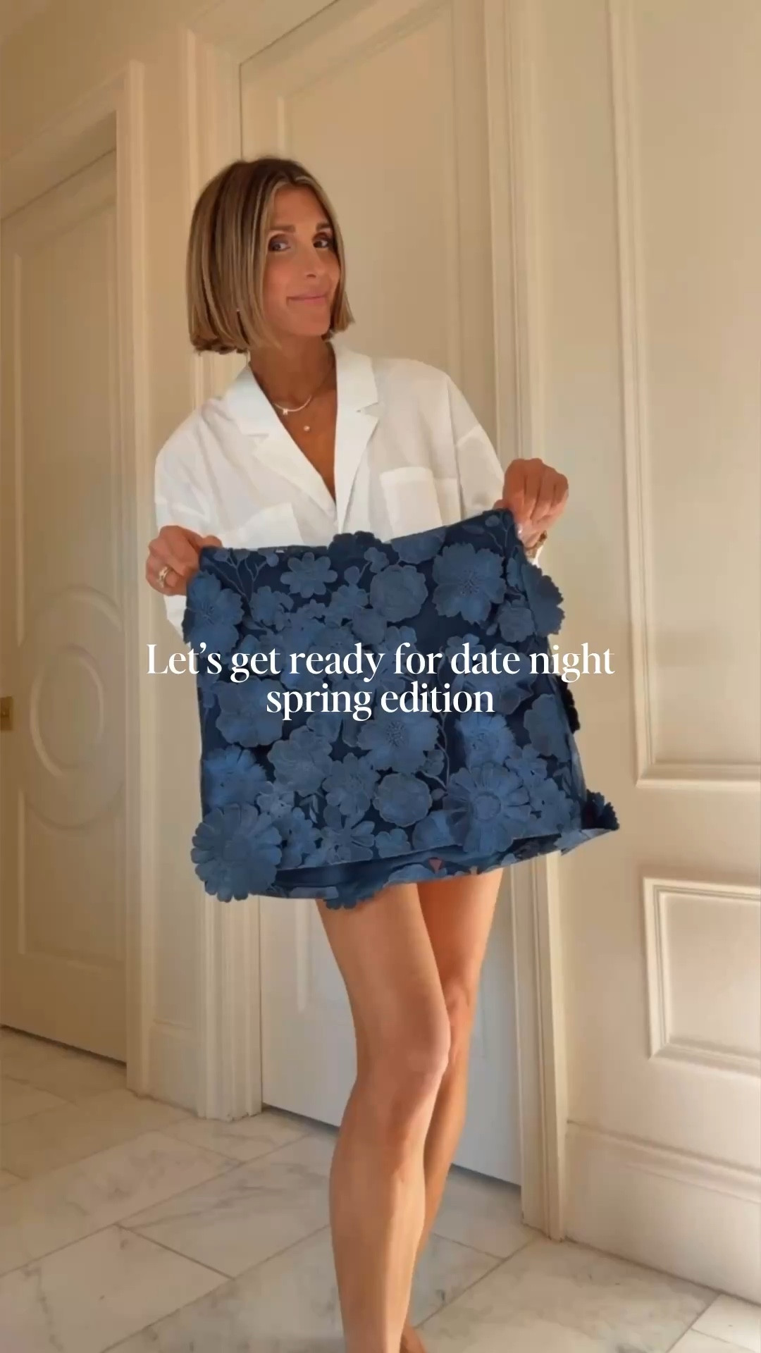 Spring summer date night, night out outfit. I'm wearing size small in my top and xs in skirt, 