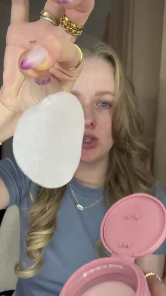 House of Hur Prep Pads = makeup starts here
They smooth texture, balance skin, and make my base apply so much better without feeling stripping.

Why they’re a staple:
• Gently smooth + prep skin
• Helps makeup apply evenly
• Balances oil and hydration
• Quick, no-fuss step
• Perfect for everyday prep

#LTKbeauty #LTKskincare #preppads #makeupprep #kbeauty #smoothskin 

 