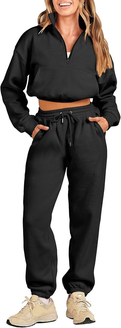 Women's Two Piece Outfits Long Sleeve Half Zip Crop Sweatsuit with Jogger Pants Lounge Sets with ... | Amazon (US)