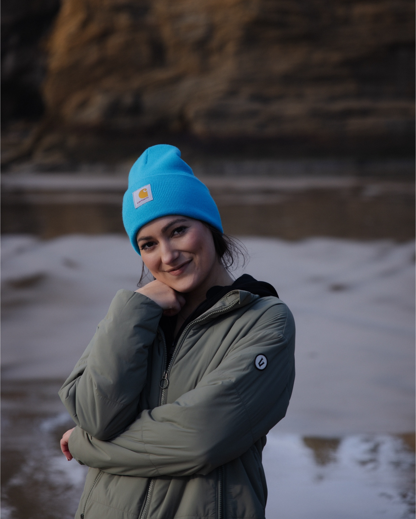 A weekend at the Oregon Coast 🌊🩵 

I got size XS in the jacket. It’s a looser fit, water resistant and so comfy! 12/10 recommend 🥲
Leggings are size 2

#LTKActive #LTKTravel