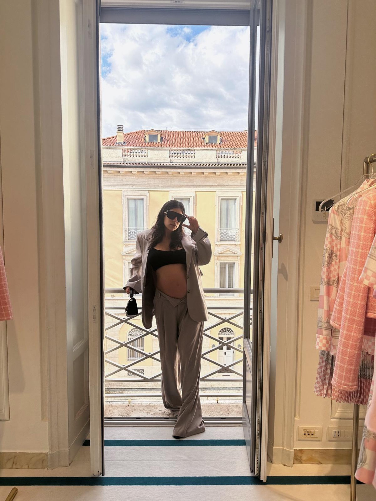 Taupe suit set look 🤎

outfit inspiration, autumn outfit, matching set, relaxed fit trousers, blazer, & Other Stories, Versace pilot frame sunglasses, black bralette, Skims, asos, Le chiquito, Jacquemus, NA-KD, about you, Nederland. 

#LTKeurope #LTKSeasonal #LTKstyletip