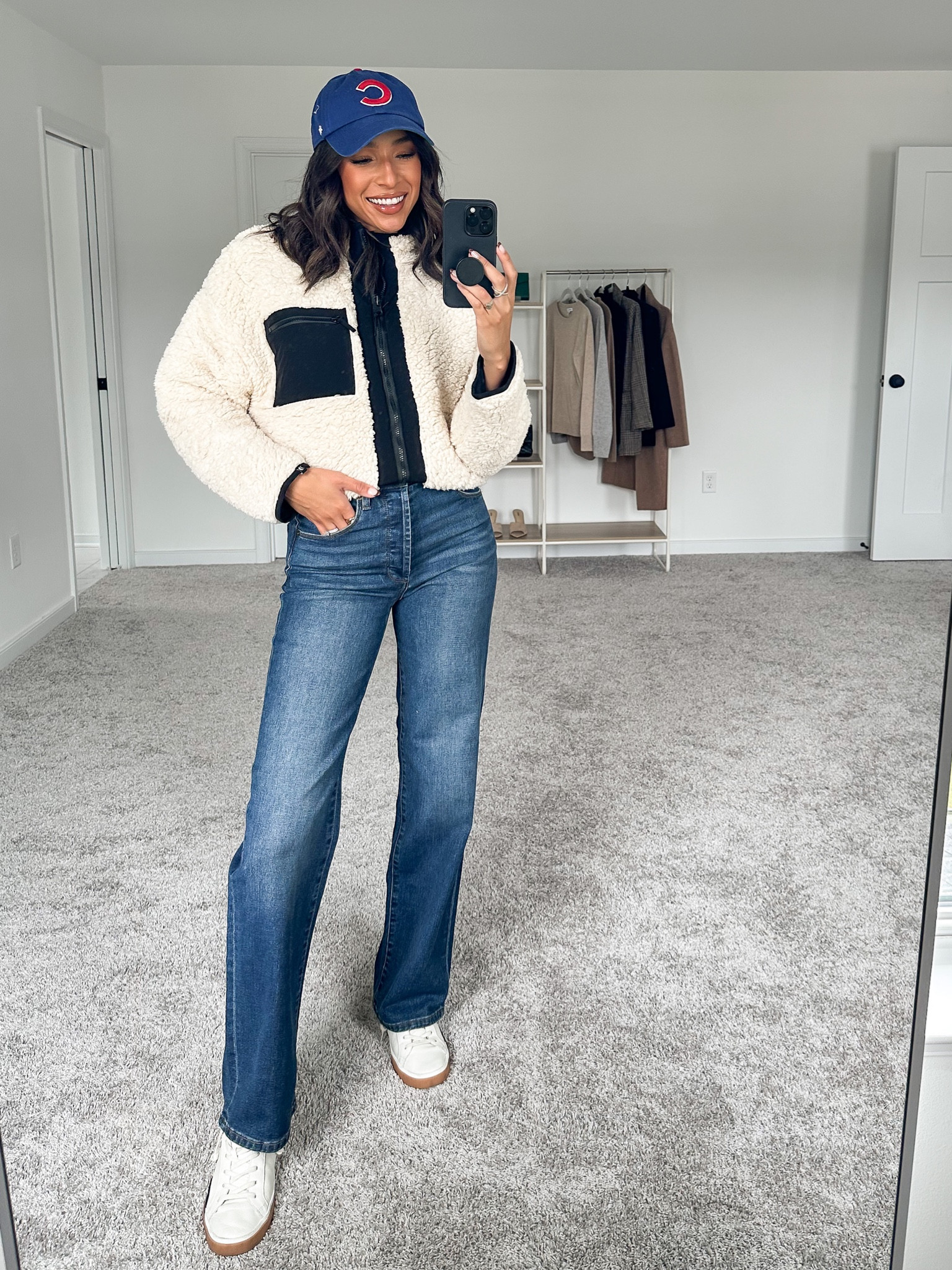 How to style wide leg jeans: casual fall outfit 🖤 S in fleece pullover + 25 in trouser jeans (TTS) 








Errands outfit 
Game outfit

#LTKstyletip #LTKSeasonal #LTKunder100