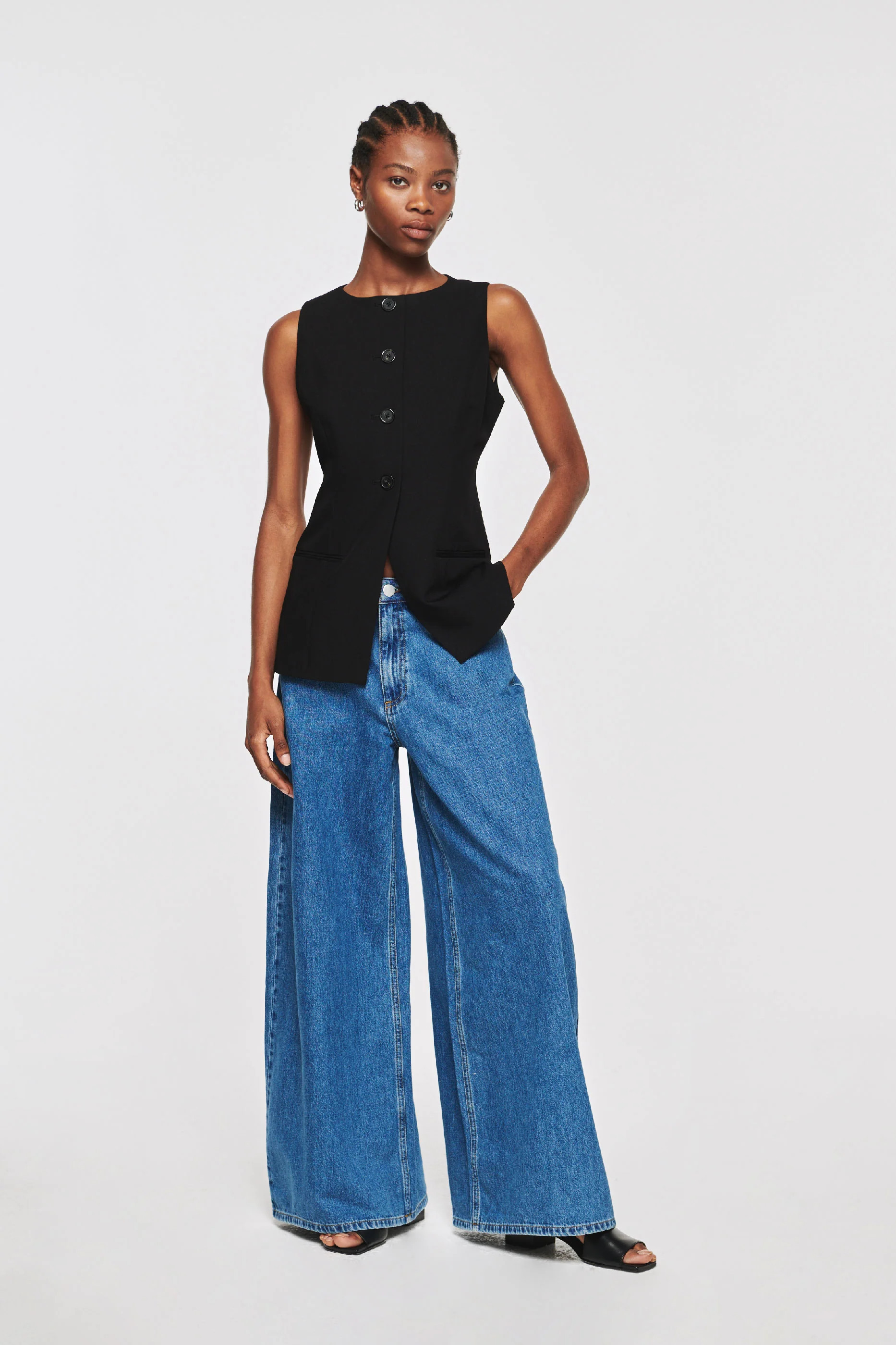 Leo | Long Waistcoat in Black | ALIGNE | Aligne UK