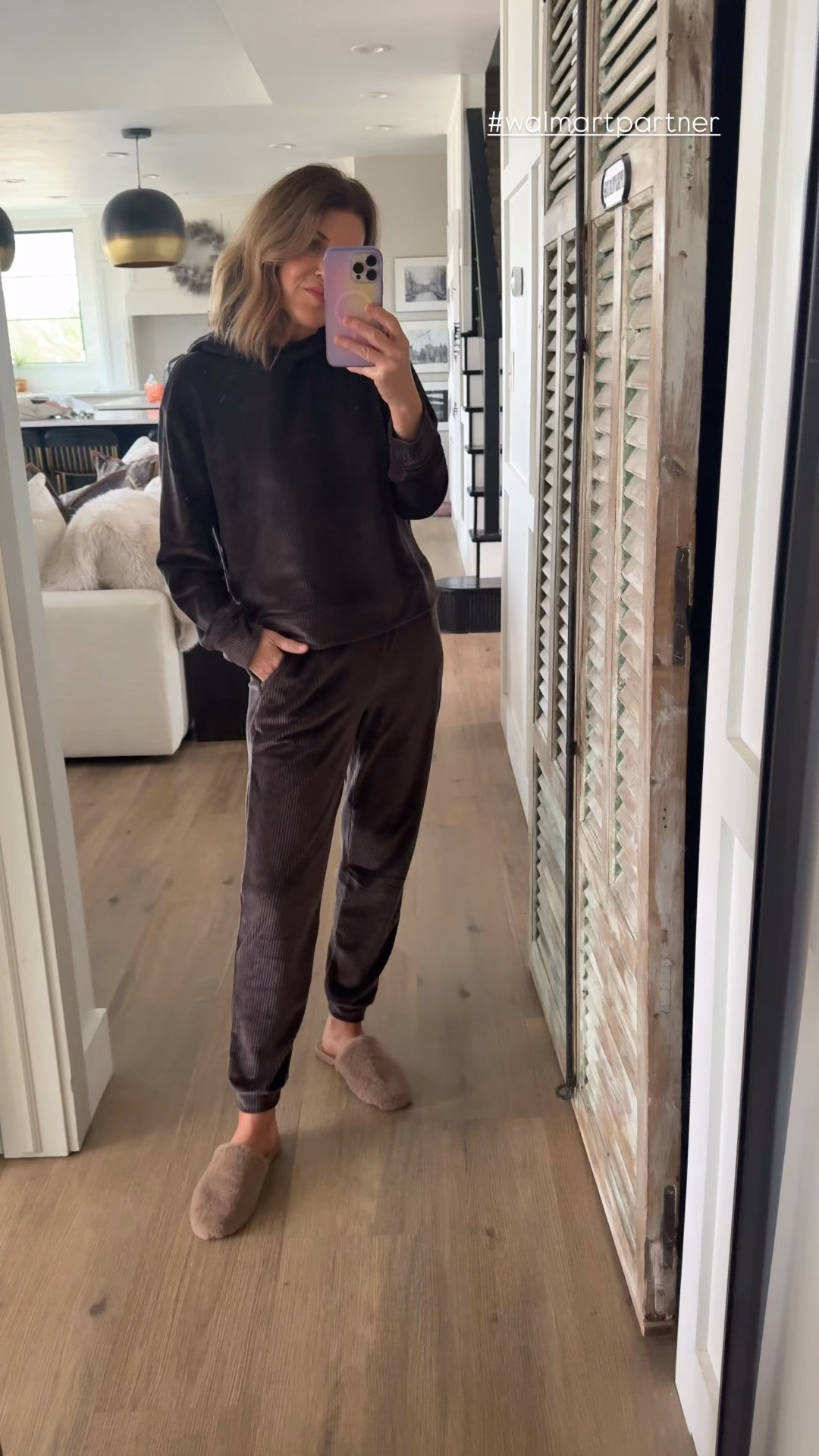 Nothing I’m wearing is over $25! Cannot get over all the cute @walmartstyle sets! This chocolate brown ribbed velour jogger and pullover set is incredibly soft and perfect for lounge or for running errands. I’m wearing a small top and a small bottom. #walmartpartner #walmartstyle #liketkit @shop.ltk

#LTKOver40 #LTKFindsUnder50 #LTKStyleTip