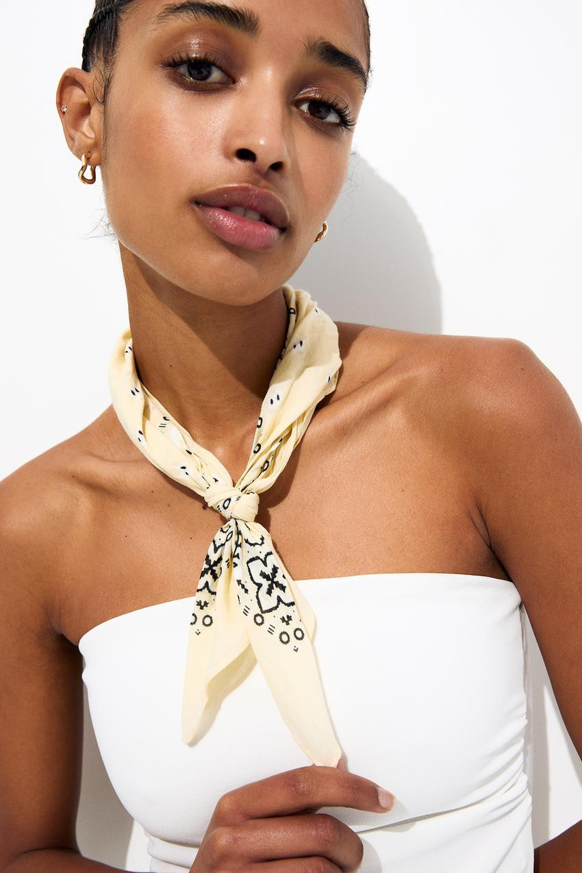 Bandana scarf | PULL and BEAR UK