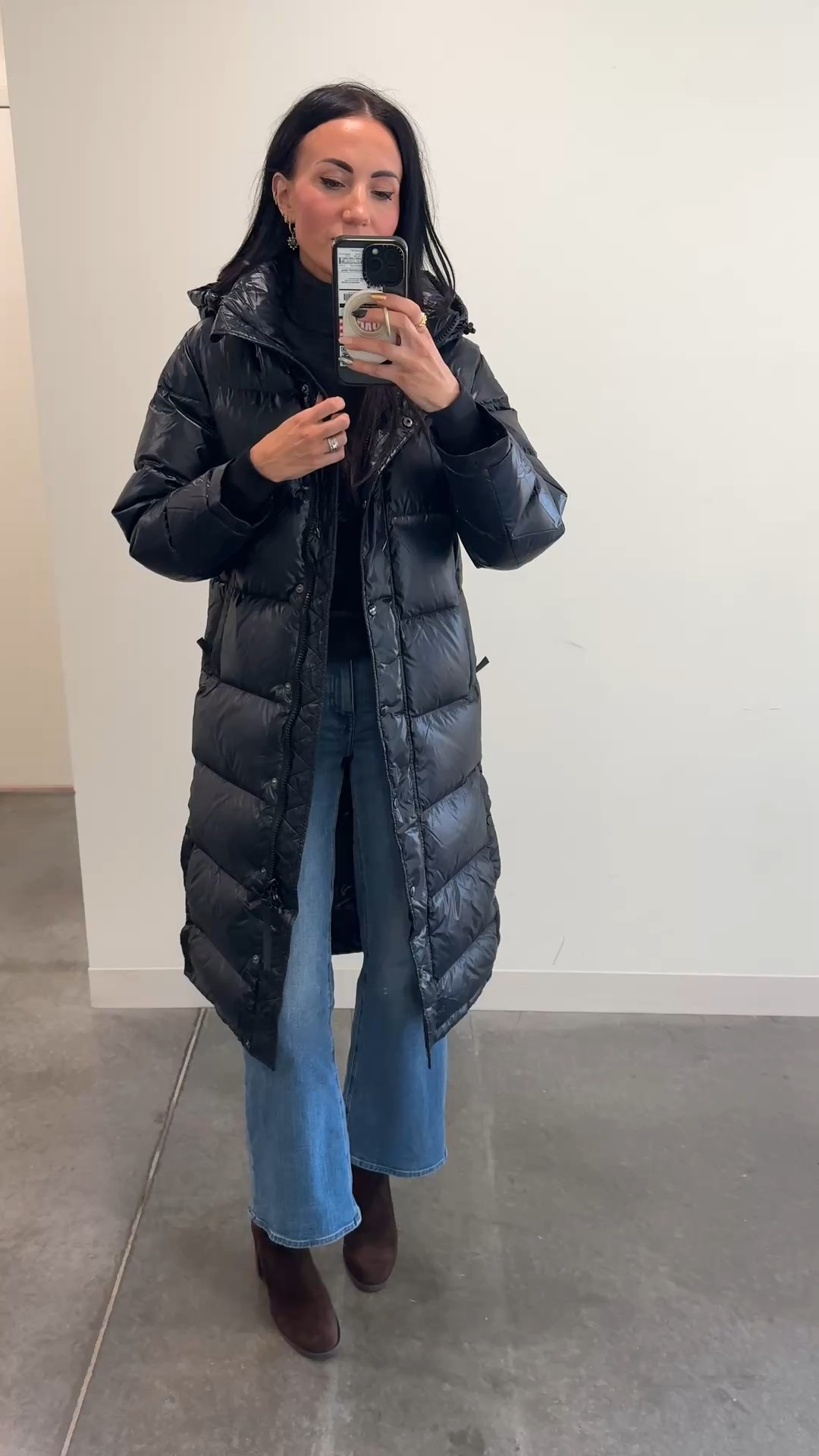 Loving bundling up in this puffer- it’s actually just what I have been wanting. Long, warm and cool-girl too. Fit is tts. 
@onequince #quincepartner
