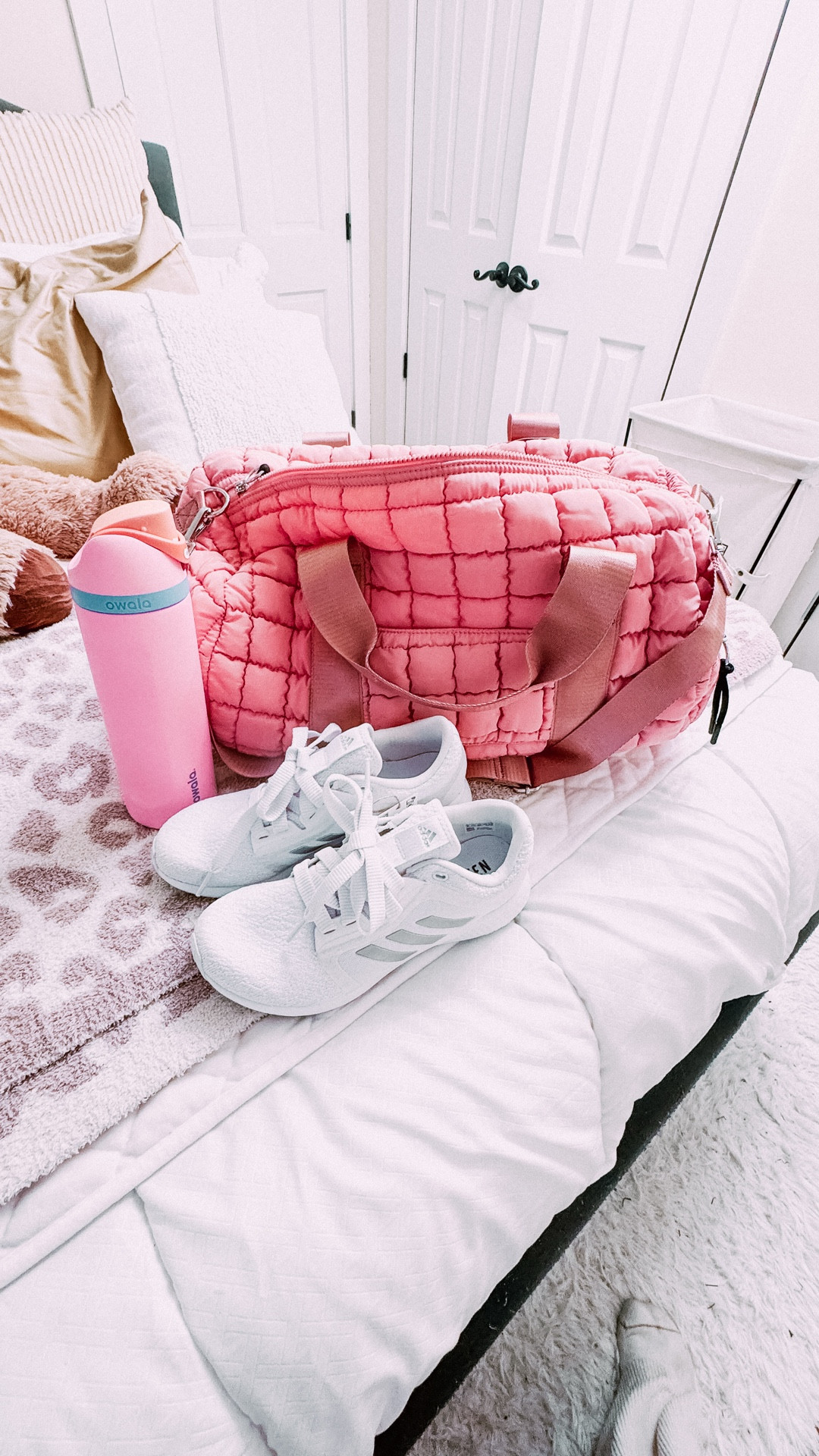 My old gym bag served me well.
It was 8 years old. It was showing its age. ( aren't we all? 😉)
I was thinking that I might go with Lululemon again, or perhaps Alo. However, when I saw this baby from Free People, I knew she was the one.
Also, I decided to get a new water bottle and trainers.

Gym, fitness, sneakers, Owala, Adidass

#LTKActive #LTKmorningroutine #LTKfitnessgoals