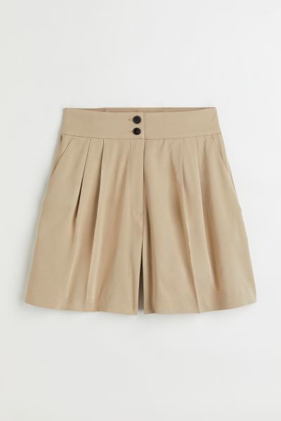 Relaxed-fit, wide-cut shorts in twill made from a linen and viscose blend. High waist with pleats... | H&M (US + CA)