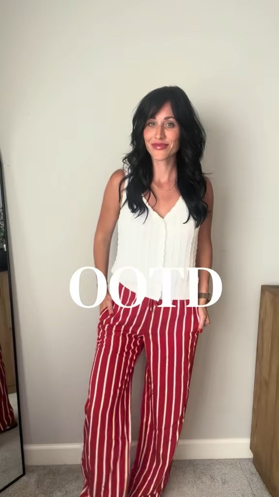 I’m wearing xs in pants. They also come in a brown color. So lightweight and perfect for summer!

#LTKootd #LTKmomlife #LTKgrwm