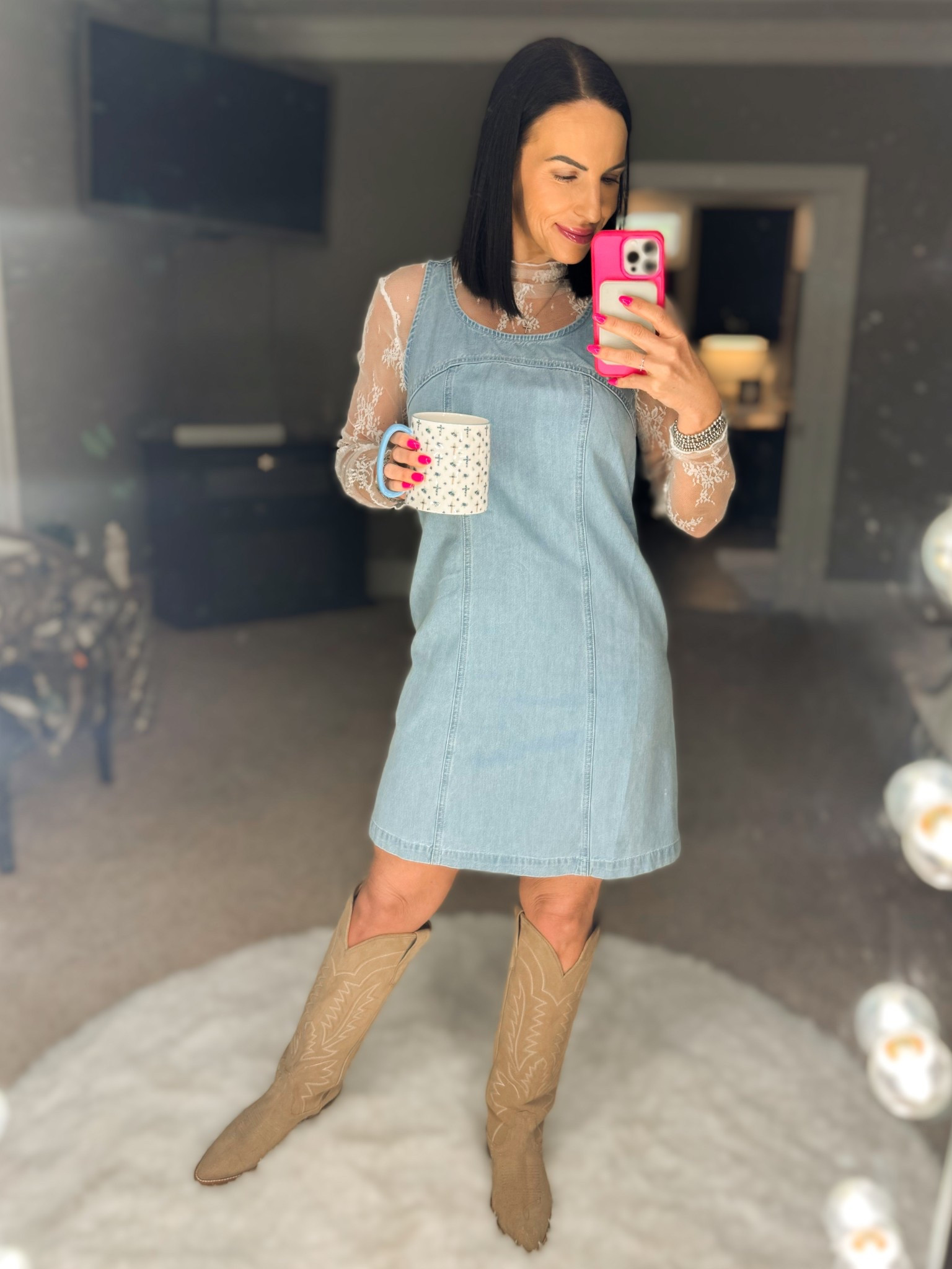 Sunday OOTD featuring no tan 🤣 Wearing. XS dress, M shirt, size 8 boot 

#LTKFestival #LTKOver40 #LTKStyleTip