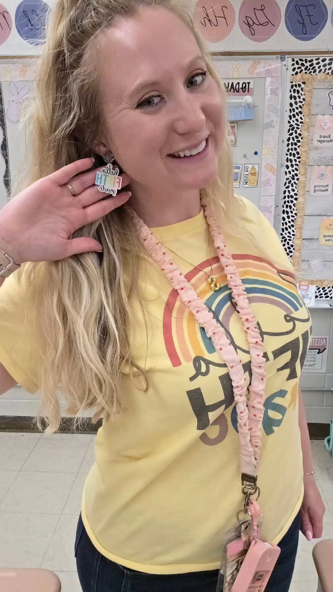 What I wear as a 5th-grade teacher ✨️

#LTKootd #LTKMidsize #LTKWorkwear