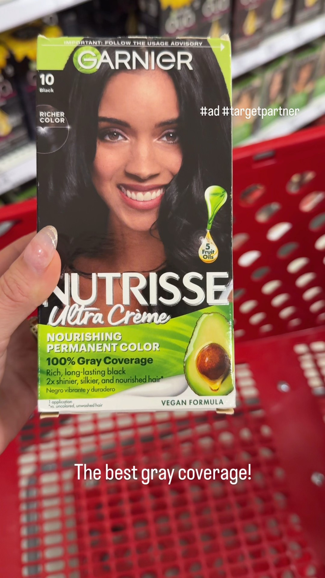 #ad Grays? Handled 👏 I’ve been skipping the salon and using @garnierusa Nutrisse Ultra Crème at home (shade 10!) that I picked up at @target! 100% gray coverage, super shiny hair, and it only takes 30 minutes! It’s the easiest way to stay event-ready all summer long @targetstyle #GarnierPartner #GarnierHairColor #TargetPartner #Target

