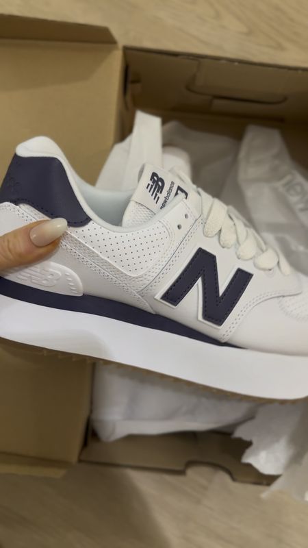 New balance unboxing 30% off 
New balance footlocker 
New balance 574+ 
WL574ZFM 

White purple 

#LTKfitness #LTKshoecrush #LTKsalealert