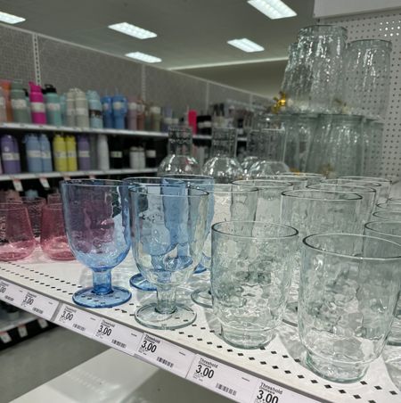I am loving the color and how the texture of these glasses. Great height and great glasses for hosting this season

#LTKparties #LTKhome #LTKxTarget