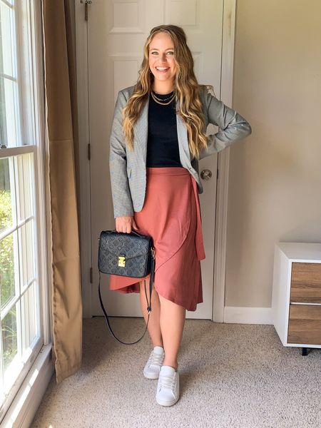 Cute casual outfit idea!! This outfit can be mixed and matched with lot of different midi skirt color options! Great casual work outfit idea with this easy grey black blazer! More fall outfits on my page! 

#LTKworkwear #LTKshoecrush #LTKitbag