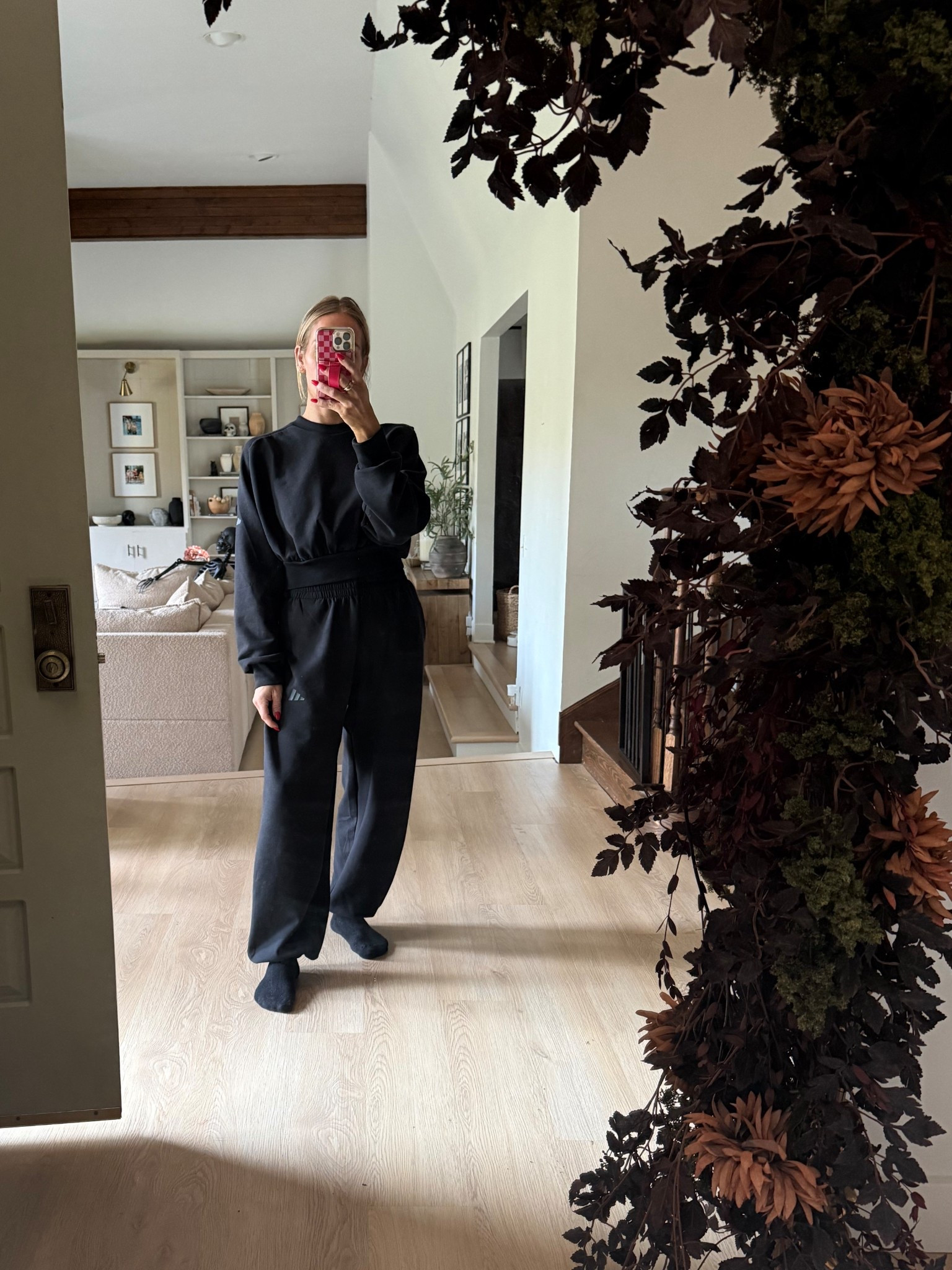 My go to set 🤌🏽

I wear a small in the top and extra small in the sweats. @adidas 