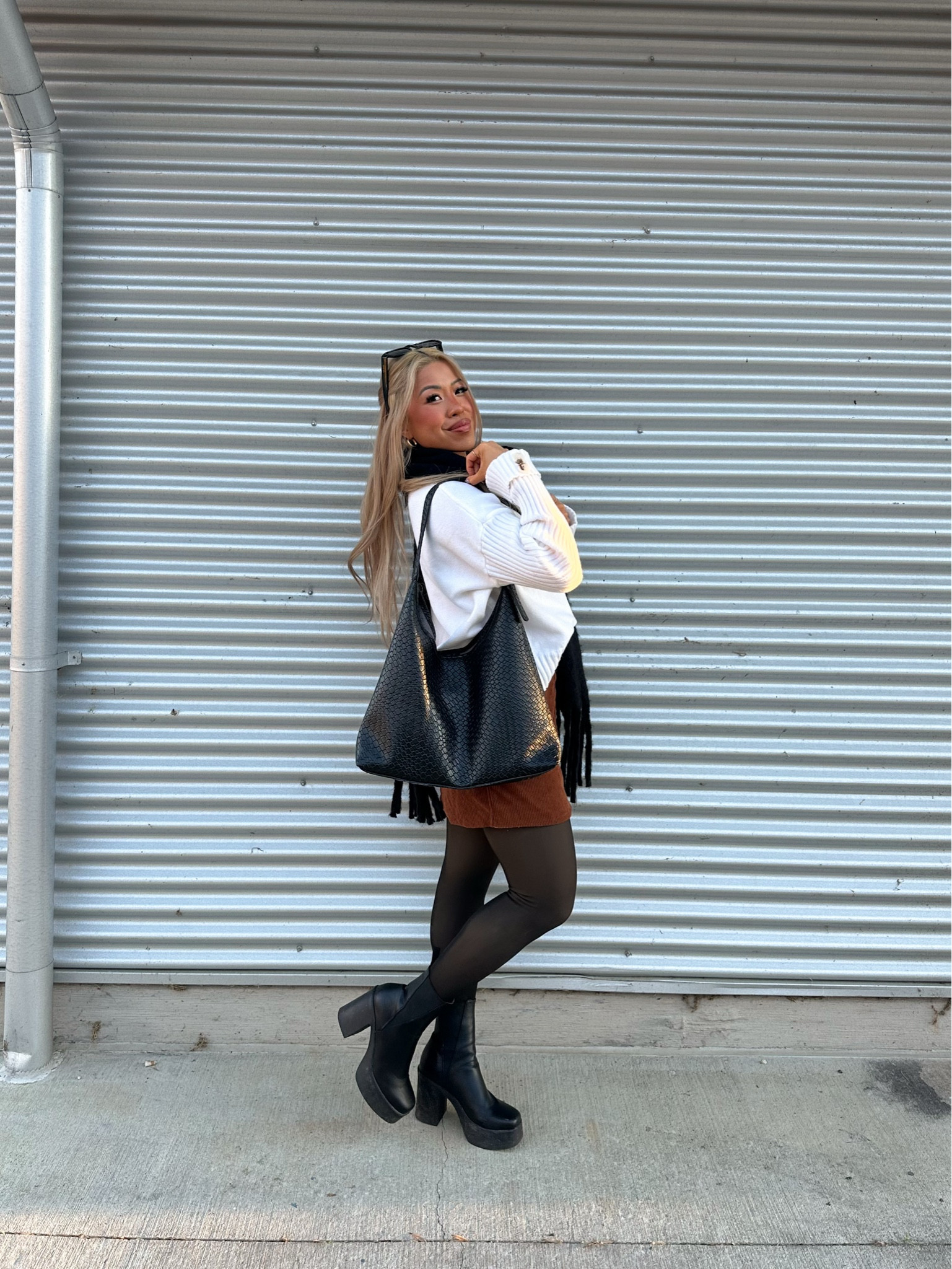 Lots of y’all asking for the link to these boots- linked below are the exact ones and although they’re comfortable, I’d only recommend buying these exact ones if you have thin feet and small ankles like me cause I have to force them on and off a bit cause there’s no zipper lol. BUTTTT linked are an extremely similar pair that I highly recommend that are currently ON SALE for only $25.99 and selling fast! 👏🏼

Other boot options also linked below :)

#LTKSeasonal #LTKFindsUnder50 #LTKSaleAlert