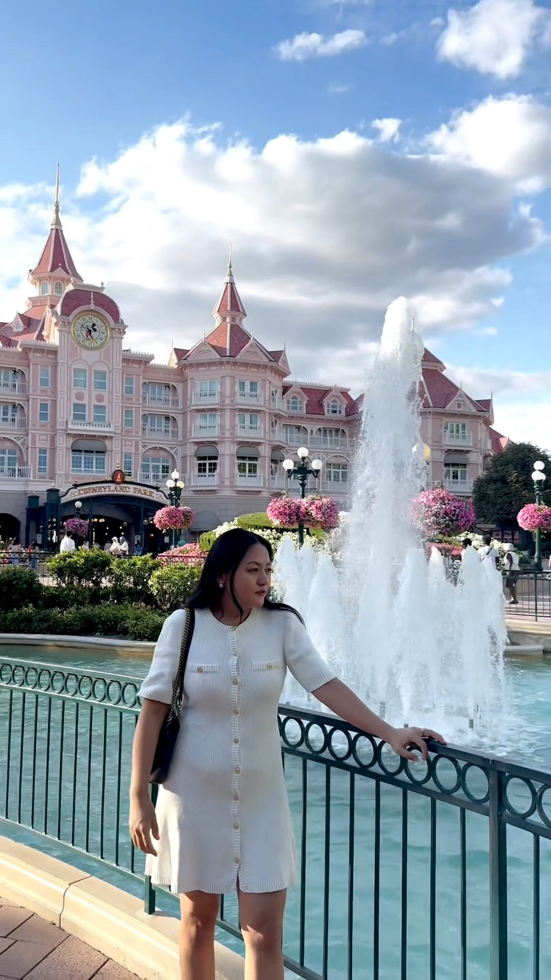 Disneyland outfit; all white with black bag

holiday outfit,Paris outfits, petite style, knit dress, Disneyland outfit, dress, mesh flats 

#LTKsummer #LTKeurope #LTKpetite