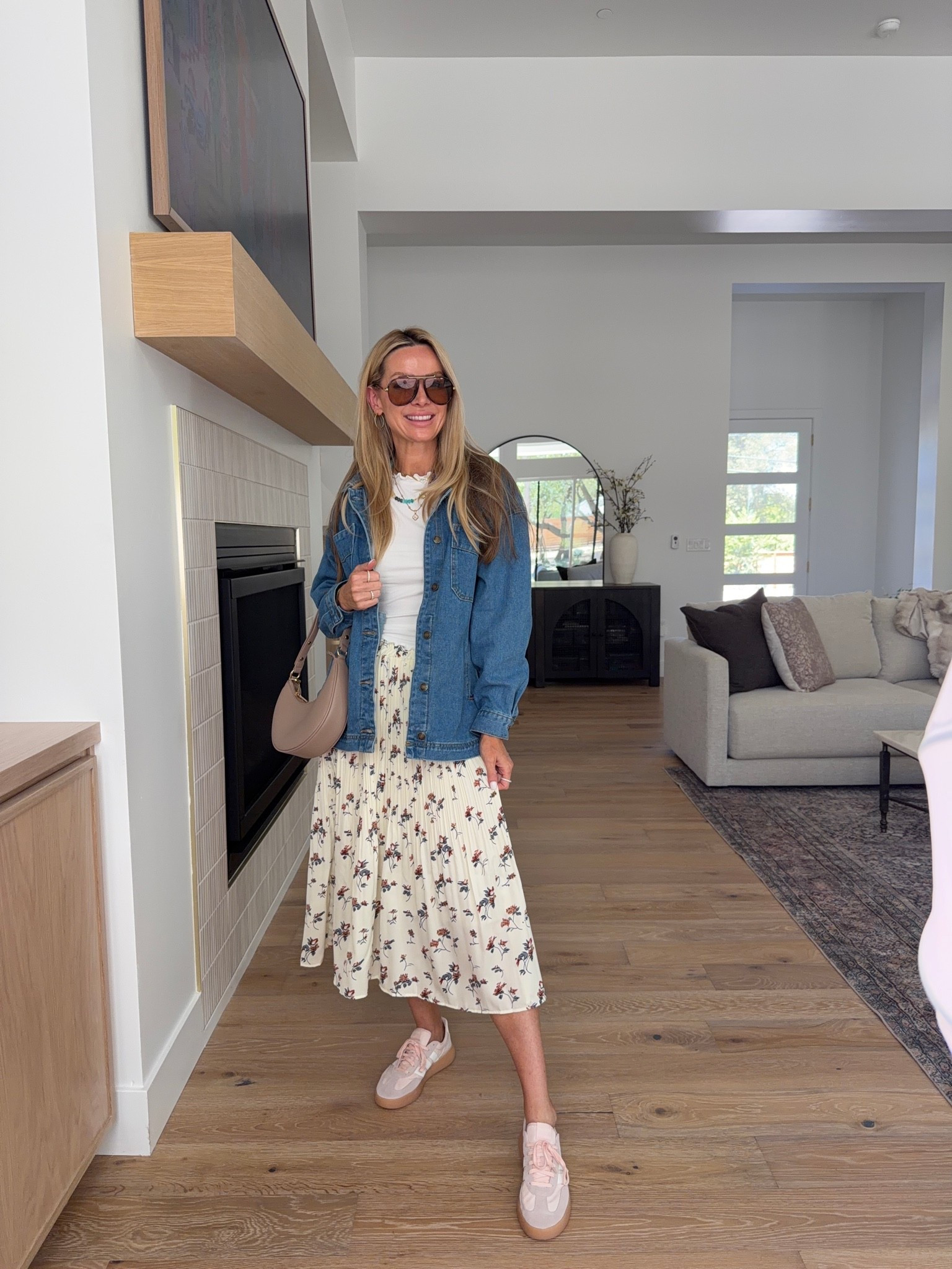 My latest Amazon capsule wardrobe might be my favorite one yet 🤎 comment AMAZON and I’ll send you the info

I wanted pieces I could start wearing now and easily transition into fall, and these Amazon finds are SO good. Think easy layers, pretty neutrals, comfortable pants, skirts you can dress up or down, and basics that actually work with more than one outfit.

I love a capsule wardrobe because getting dressed is so much easier when everything in your closet works together. Sneakers for everyday, swap in flats for something a little more polished, add a denim jacket or cardigan when it cools down…so many outfit possibilities from just a handful of pieces.

These would be perfect for teachers, work outfits, school drop-off, weekend plans, or just easy everyday fall style.

Save this one for some Amazon fall outfit inspiration 🍂 Which look would you wear first?

#amazonfashion #amazonoutfits #capsulewardrobe #falloutfits #teacheroutfits