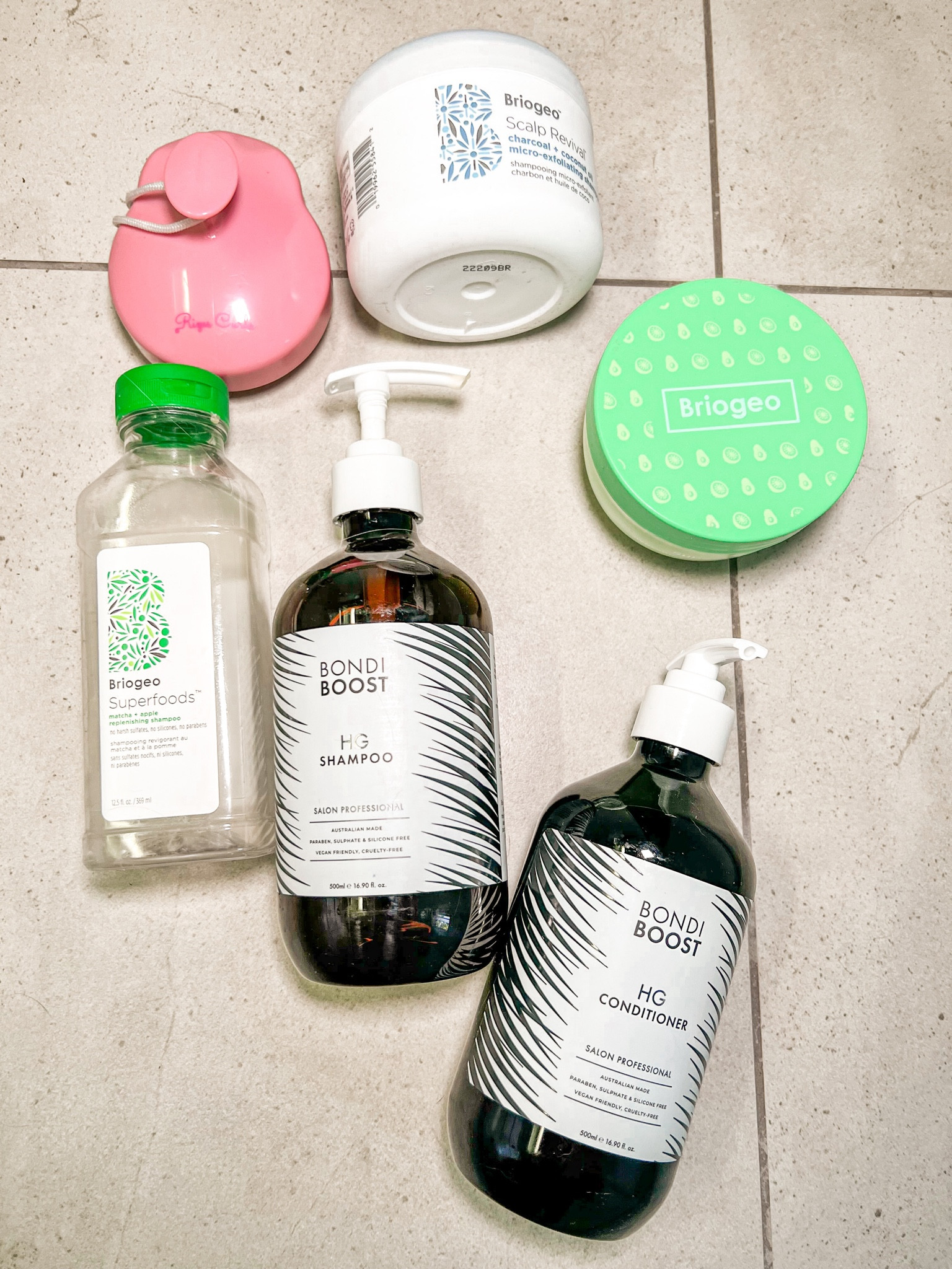 Healthy Girl hair wash routine 🧖🏼‍♀️

Step 1-Briogeo scalp exfoliator masque, w/ a scalp massage shower brush
Step 2-Double cleanse
Step 3-Briogeo Superfoods hair masque, sit for 20 min
Step 4-Bondi Boost HG conditioner

#LTKunder50 #LTKbeauty