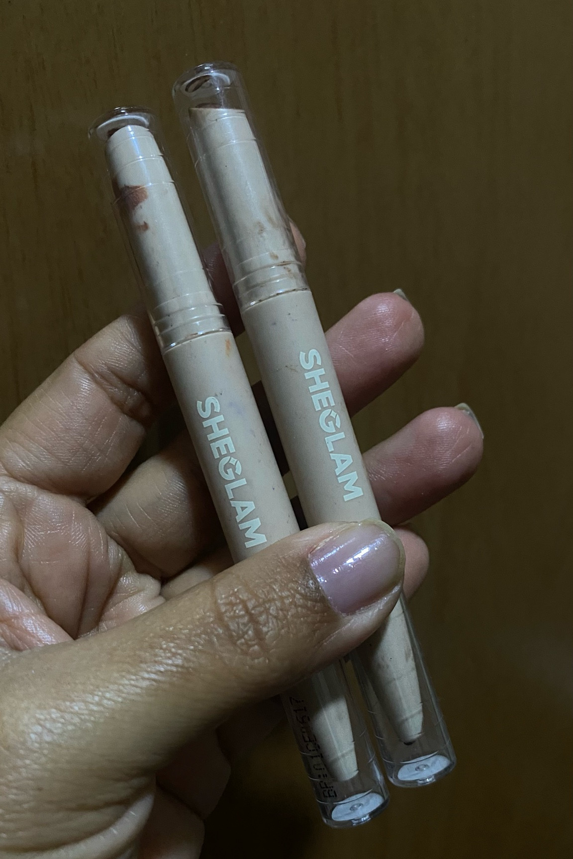 Esses lápis da SHEGLAM são maravilhosos, bem pigmentados 

#LTKbrasil #LTKbeauty