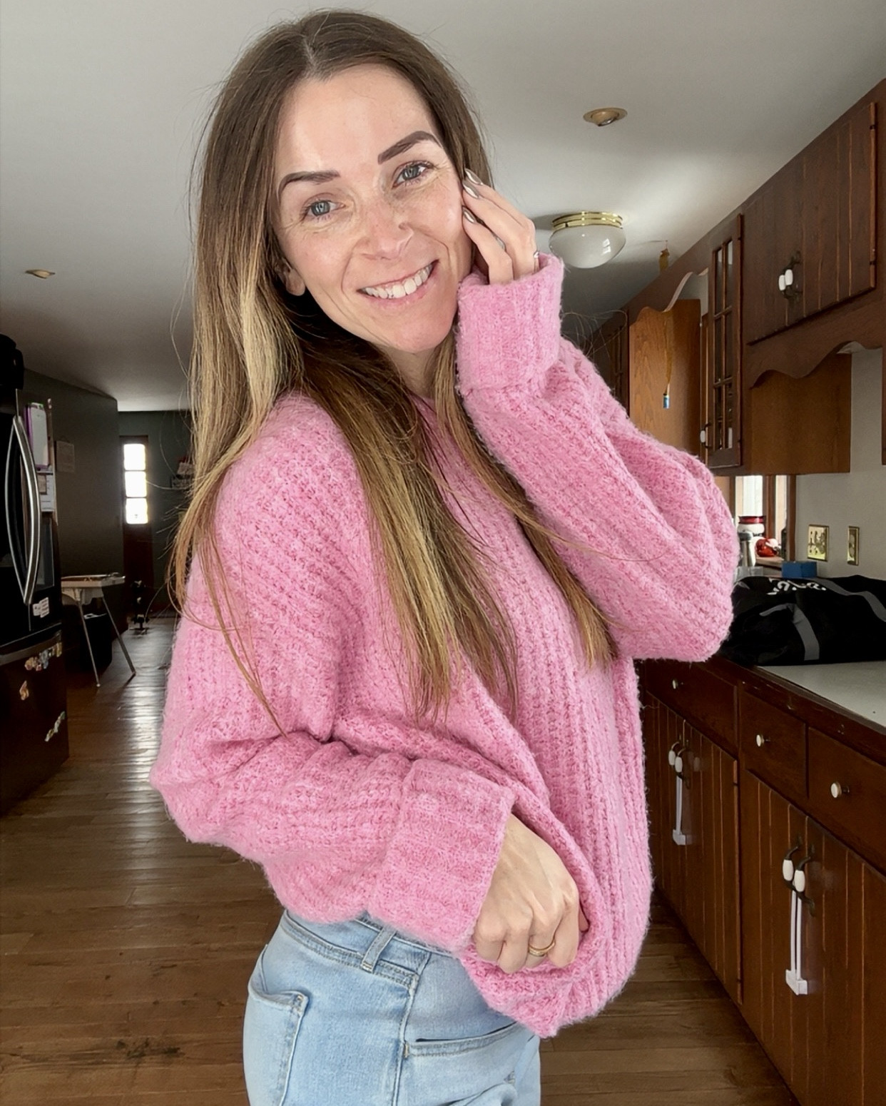 Soft knits, light denim, and a pop of pink—simple outfits that just work 💕 #cozyknits #softdenim 

#LTKootd
