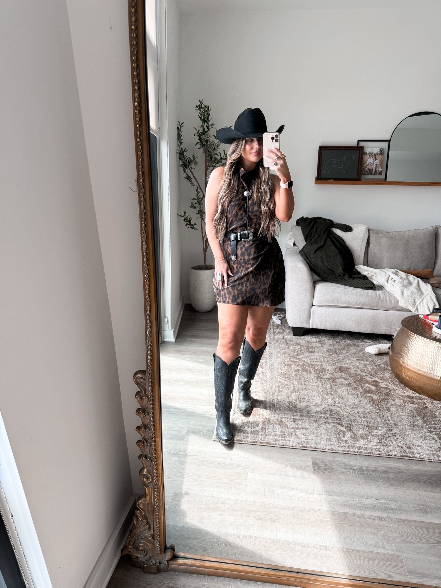 Dress size 6
Country concert outfit