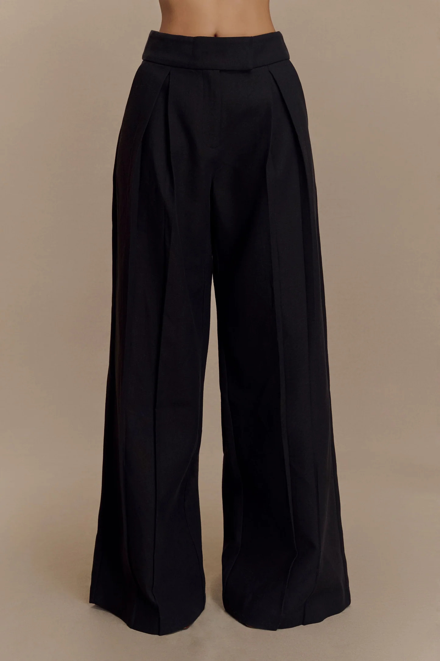 Raya Mid Rise Wide Leg Linen Pant - Black | MESHKI US