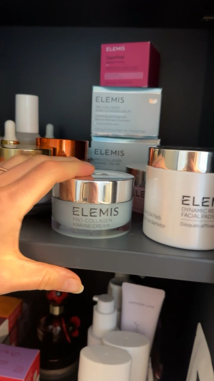 my current Elemis lineup! right now it’s all 25% off with code MDW25 🩵

elemis | sale alert | memorial day sale | cleansing balm