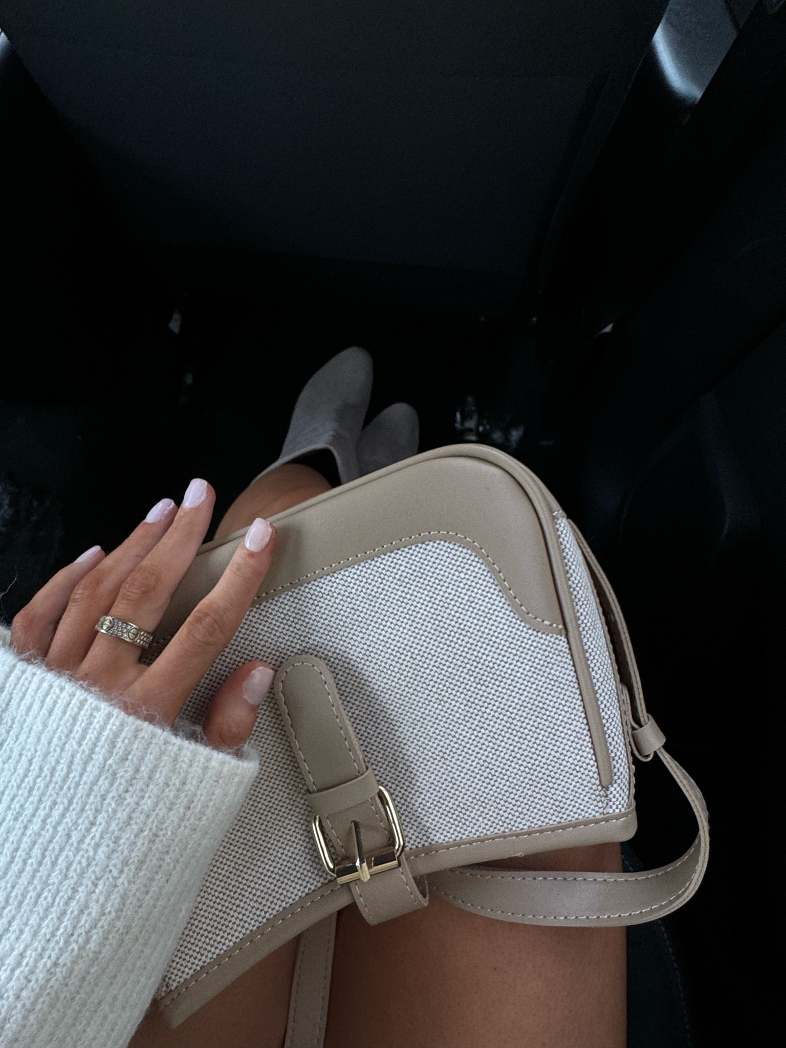 Fall purse👜
#amazonpurse #amazonfashion #fallfashion #brownpurse

#LTKFindsUnder50 #LTKGiftGuide #LTKItBag