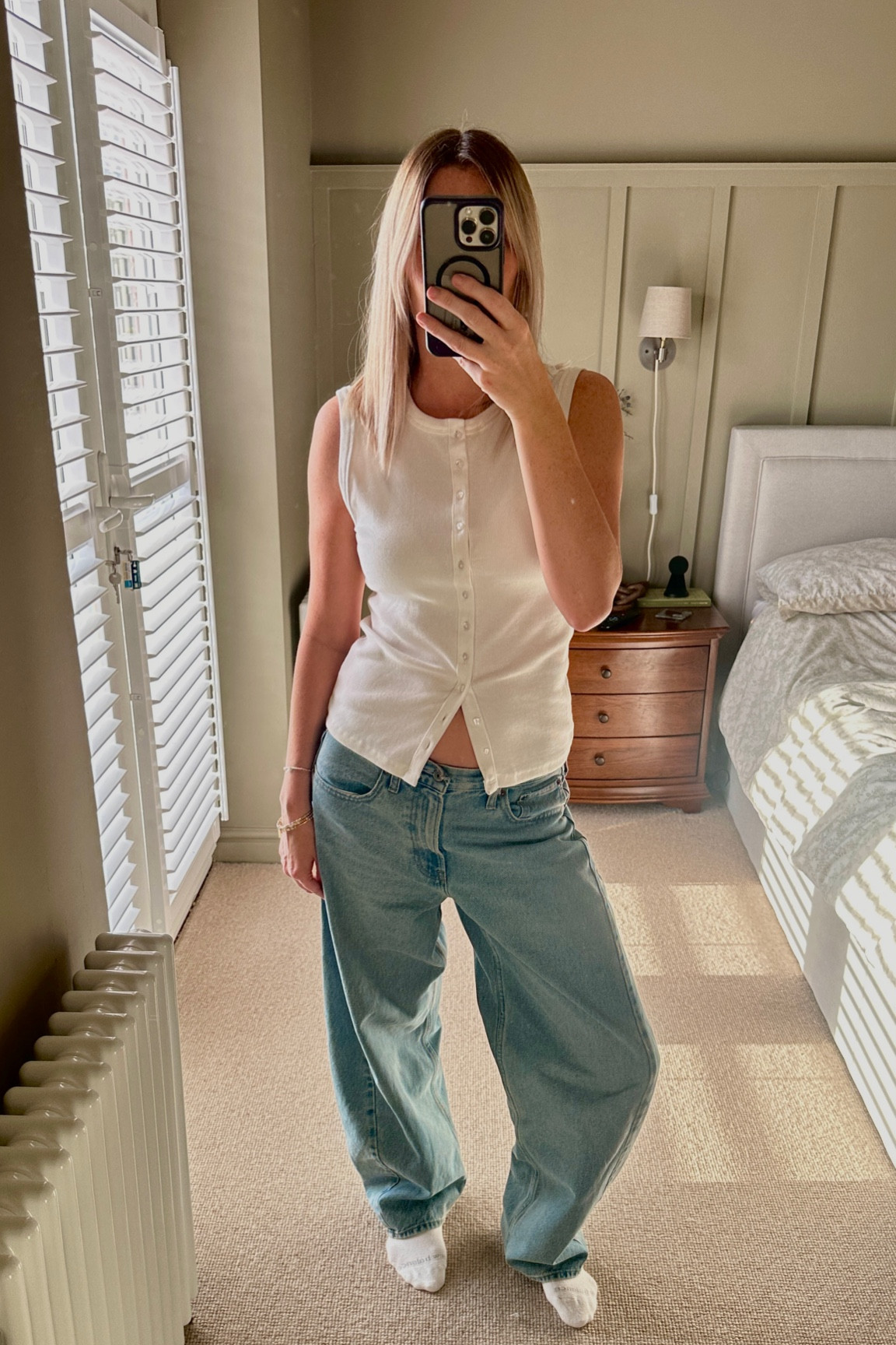 Abercrombie favs 
I Sized down 1 size in the jeans & Im wearing long (5ft.7)
Top I’m wearing small
#LTKxAFSale

#LTKuk #LTKeurope