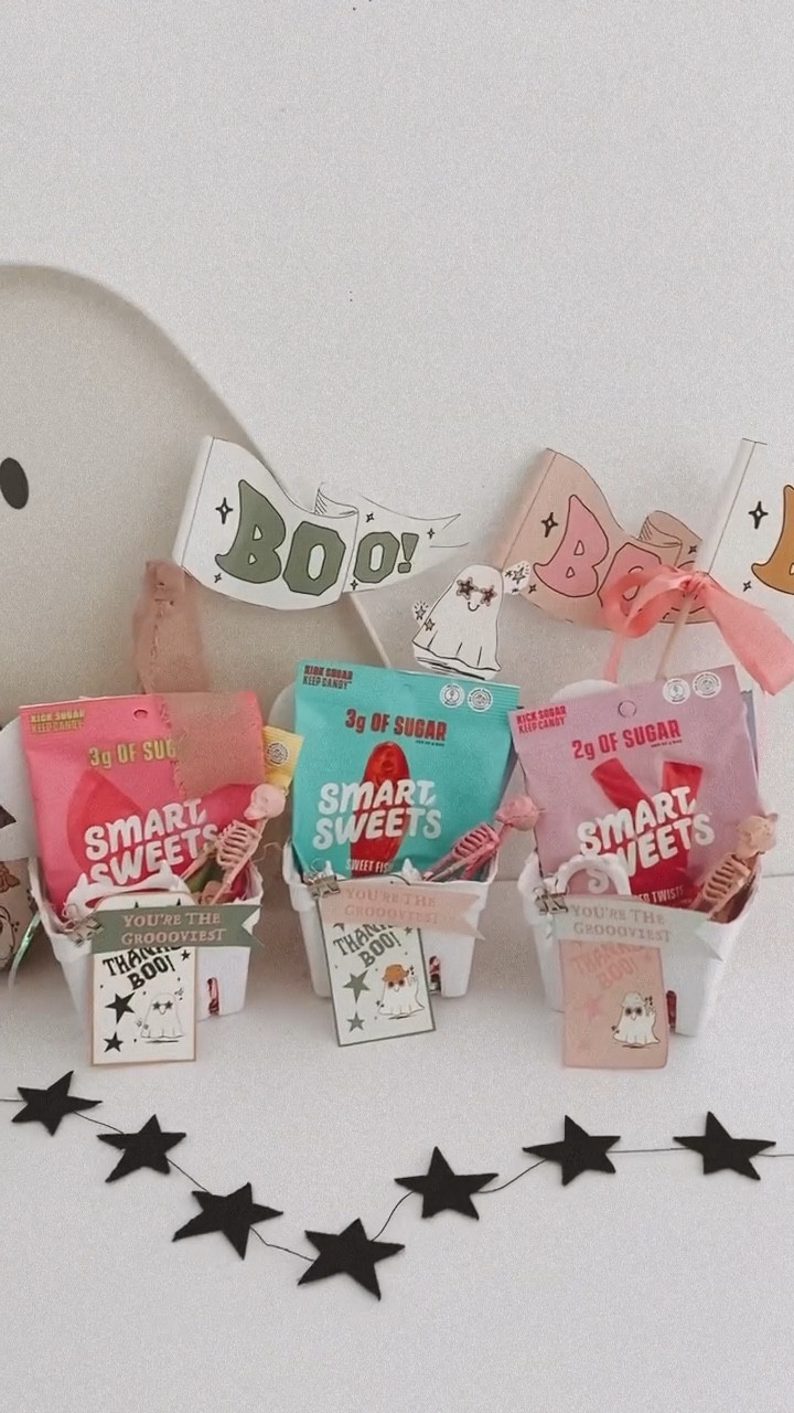 Halloween class treats 

Check out my instagram for the printables and tags 

Halloween party favors 
Halloween party decor 
Halloween 
Class favors 

#LTKHoliday #LTKparties #LTKHalloween