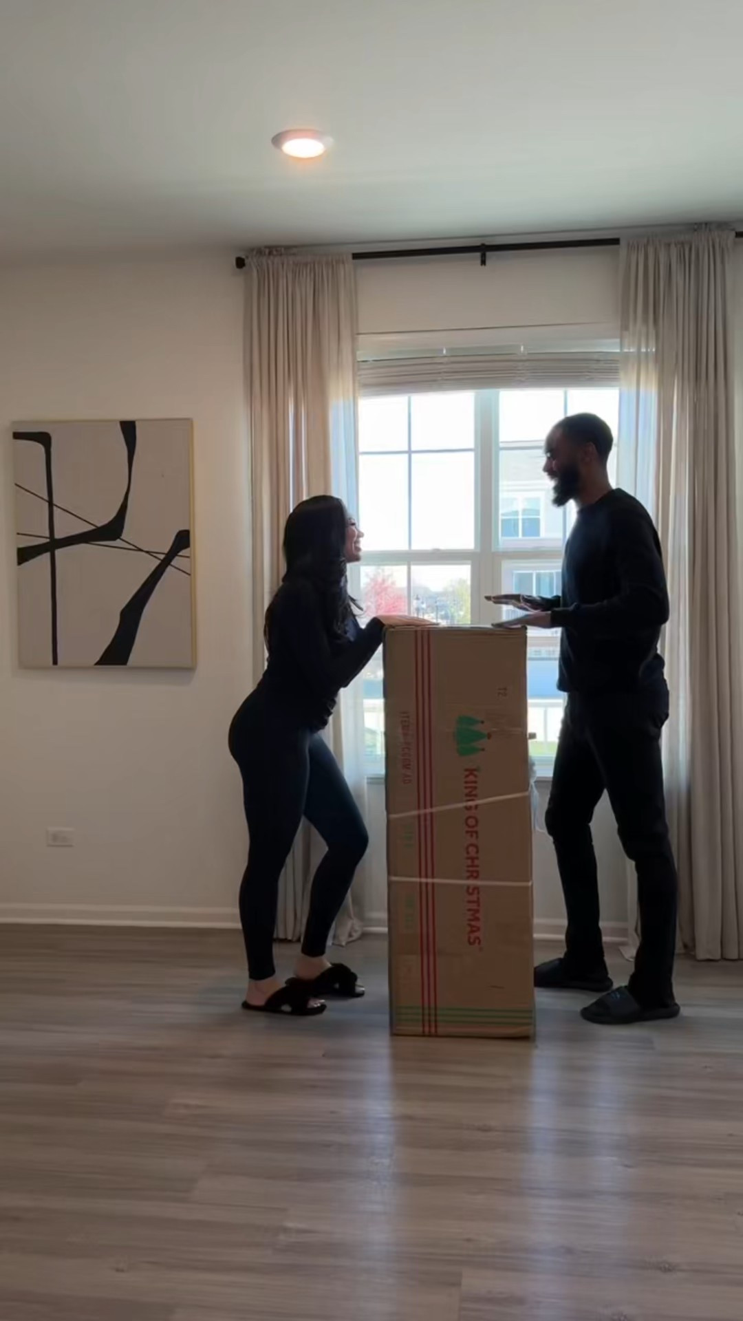 Unboxing our Gorgeous King of Christmas Tree! Obsessed with the Alpine Fir! 

#LTKHoliday