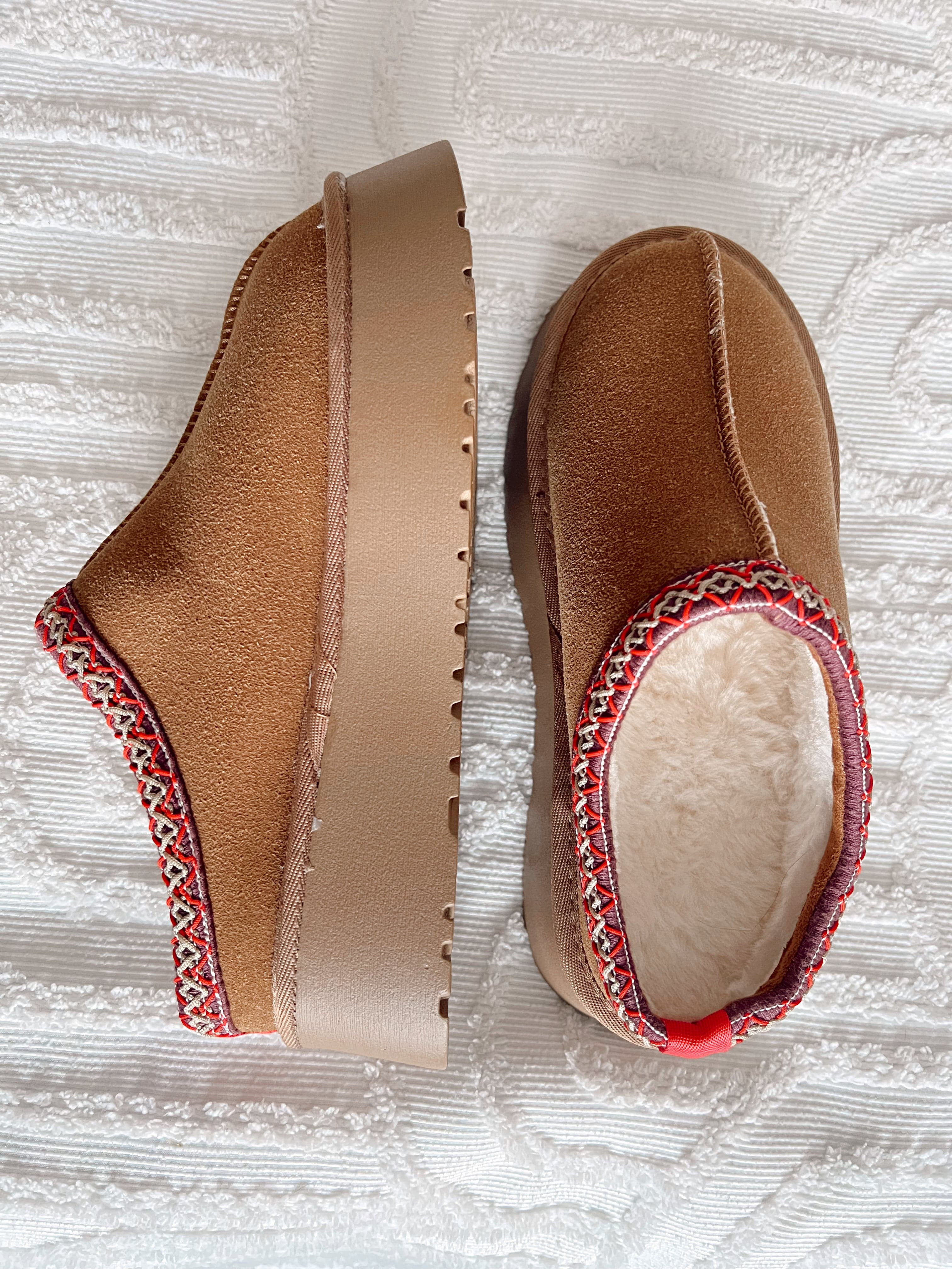 Aspen Slippers | KenzKustomz