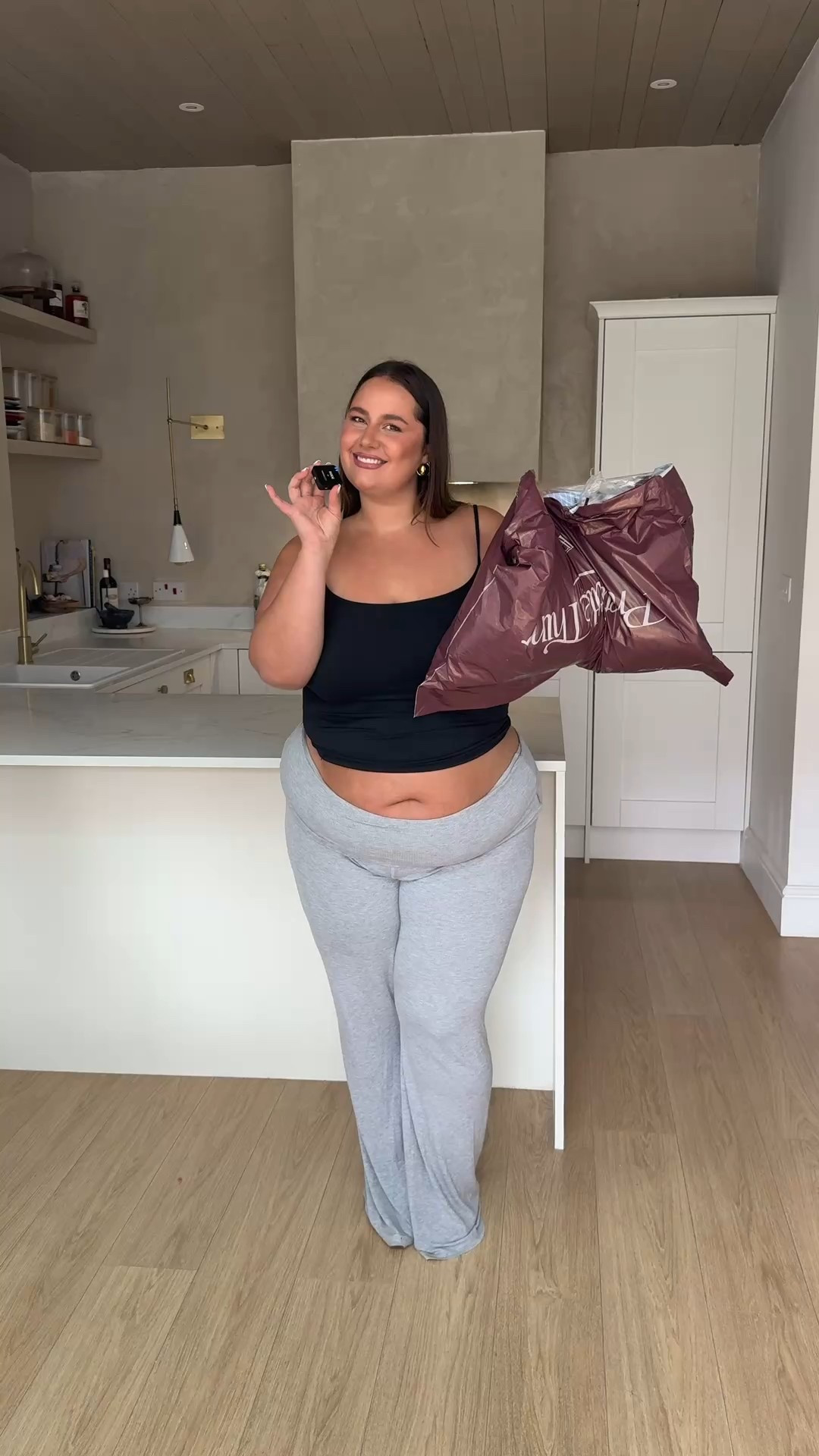 I’m a size 20/22 and orders 22 and 24 in bottoms in everything ✨ 

The last set is thinner material than all the others just to be aware you kinda get what you pay for everything else chef kiss !! 


#LTKuk #LTKplussize #LTKsummer