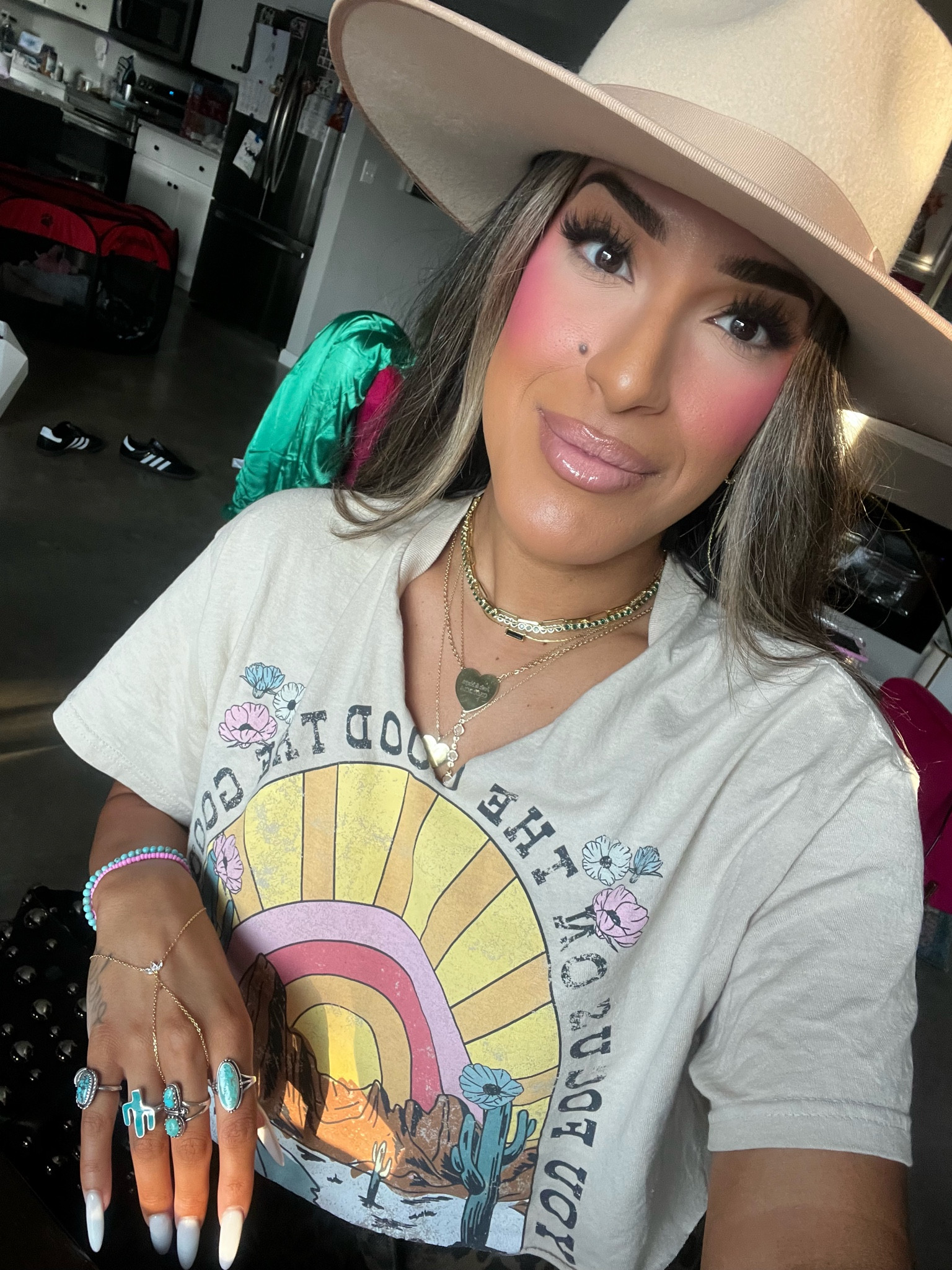 Jewelry is @MelindaMaria and you can use code MARIAHR to save $$$ every time you order from her website.


#LTKFindsUnder100 #LTKFindsUnder50
