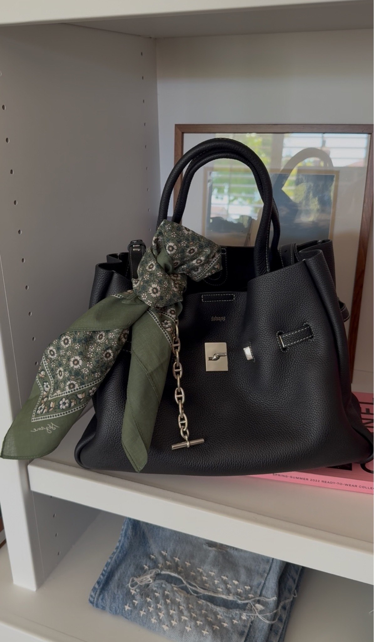 The cutest Rabeanco bag…. it’s so soft and stylish!! Linked some different styles below….

#LTKMidsize #LTKootd