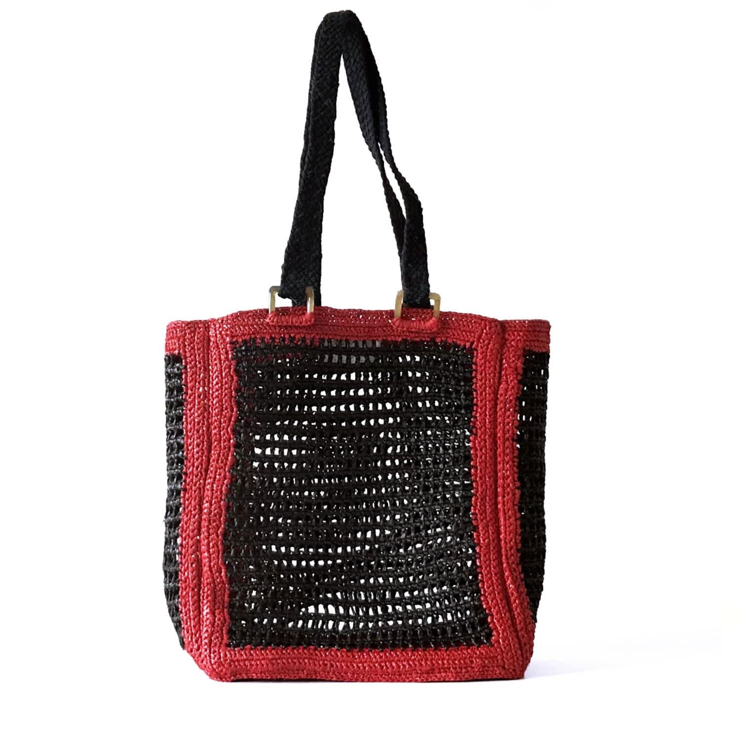 Beatrice Black Raffia Beach Tote Bag | Wolf and Badger (Global excl. US)