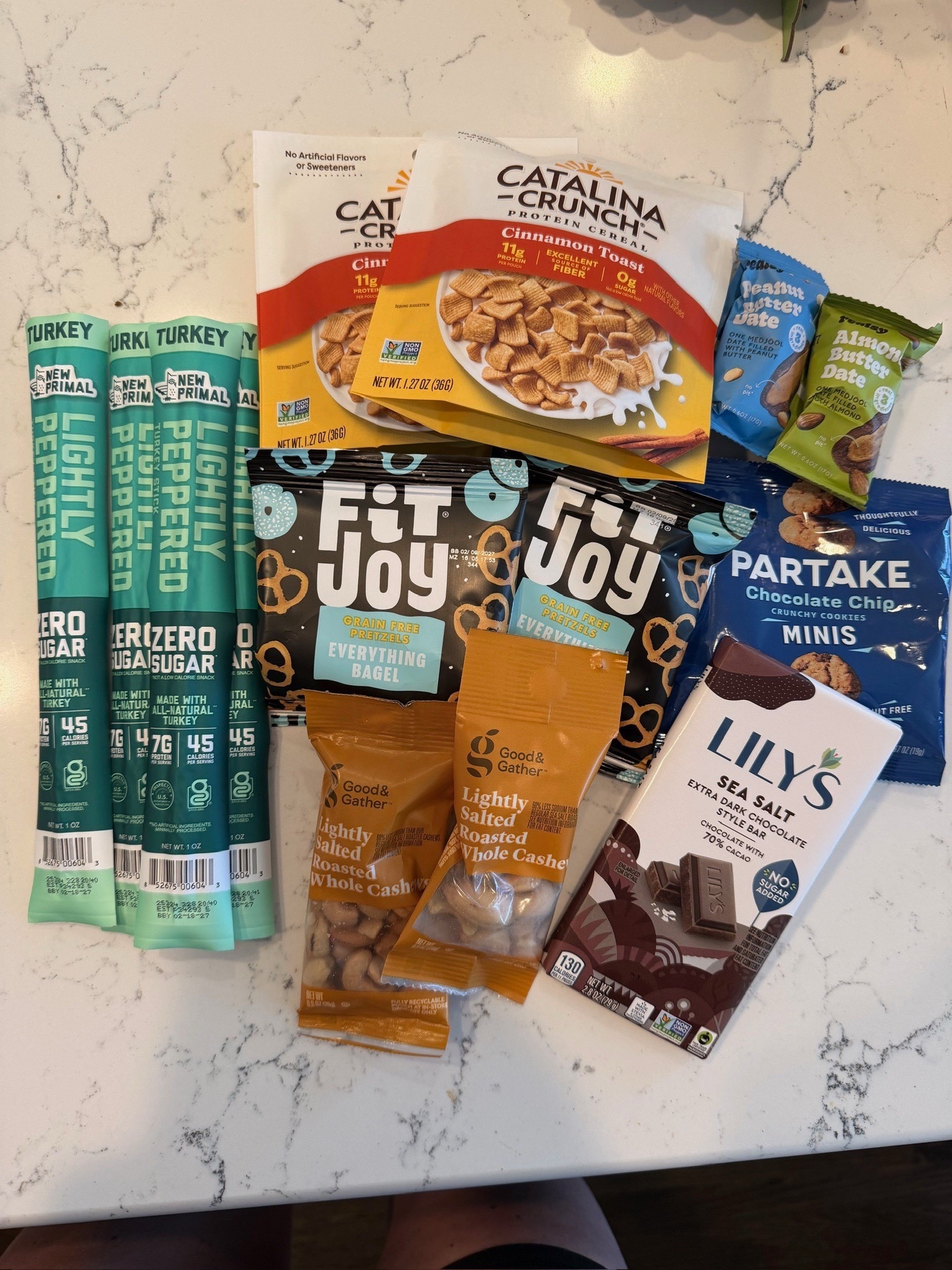 Some of my favorite snacks!! Having healthy, nutritious snacks on hand makes all the difference🥰



Foodie, snack drawer, what's in my pantry, dark chocolate, pretzels, turkey, Missy Franklin Johnson, missy_franklin

#LTKHome #LTKfoodie #LTKmomlife