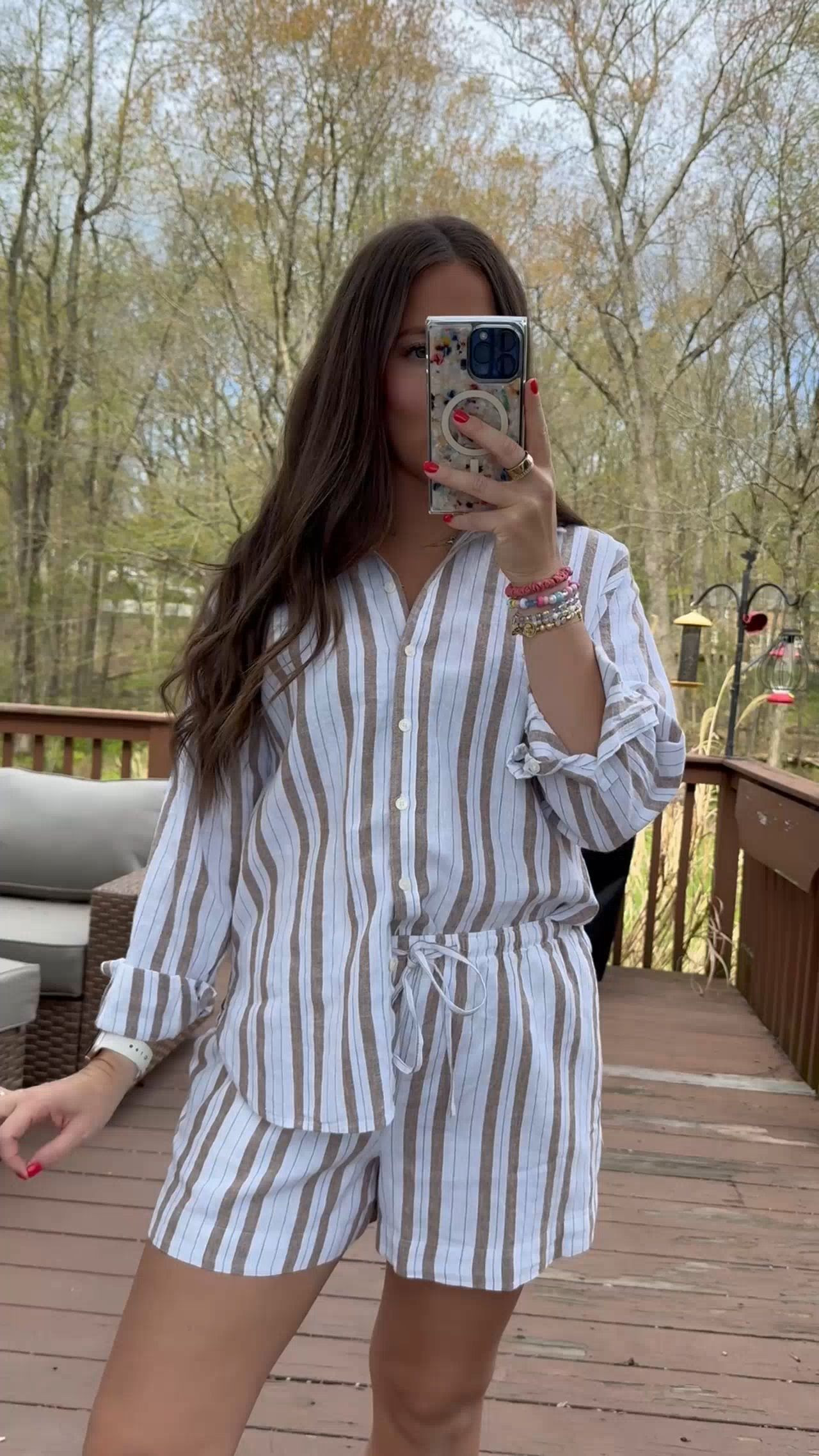 This Loft set is currently 55% off!! 

Size XS in top 
Size medium in bottoms

#LTKootd #LTKmomlife #LTKSaleAlert