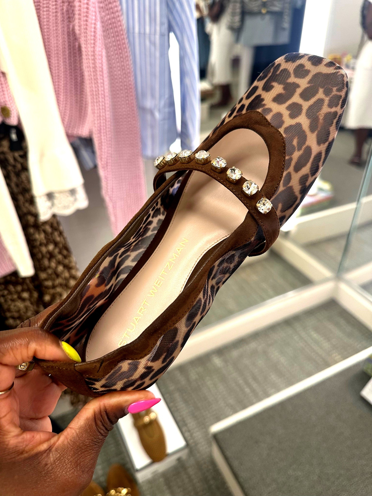 These mesh flats are a great way to elevate an outfit! Unfortunately, these are not wide foot friendly buttt if you have a narrow foot, these would be perfect for you! #nsale

#LTKSaleAlert #LTKWorkwear #LTKMidsize