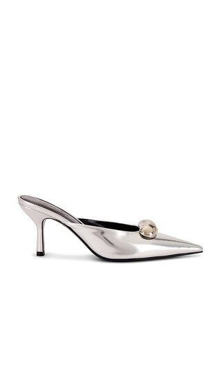 retrofete Francesca Leather Kitten Mule in Metallic Silver. - size 37.5 | Revolve Clothing (Global)