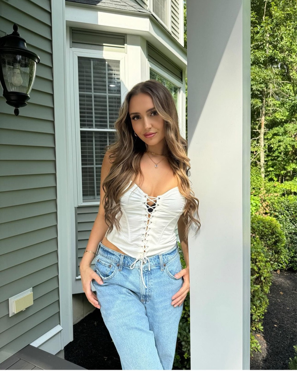 Simple outfits are the best❤️ wearing size: 28

#LTKStyleTip #LTKBeauty #LTKSeasonal