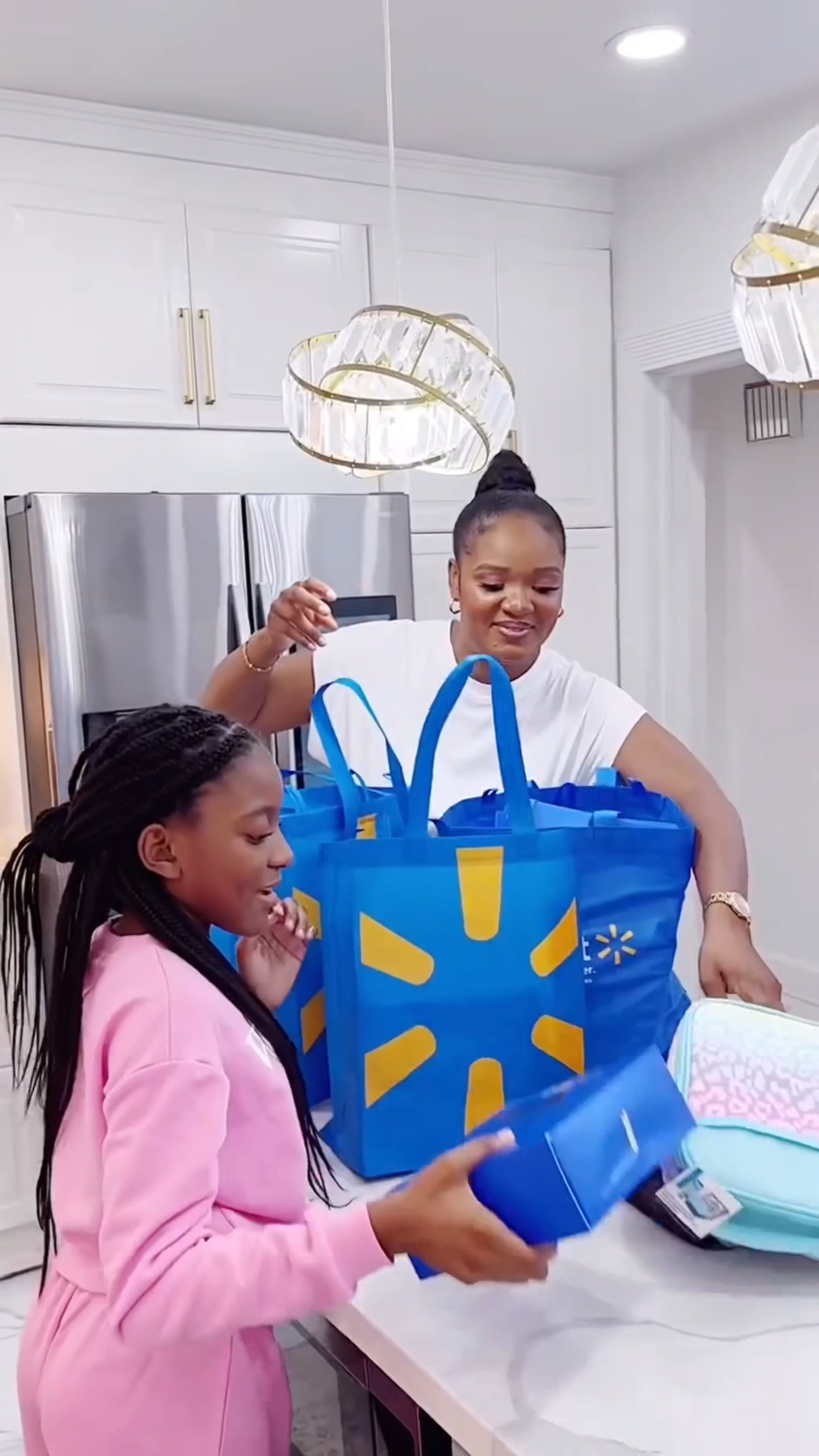 As we’re gearing up to the school season, the twins are so excited to have everything left in their Back to school list delivered right at home. 
I’ve linked everything below 💕
School supplies | books | lunch boxes | school bags | middle school 


#LTKKids #LTKItBag #LTKBacktoSchool