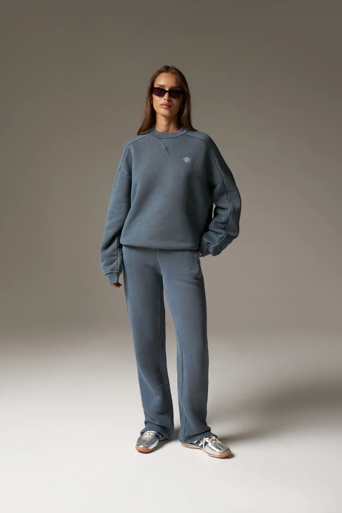 LAUNDERED CLASSICS SEAM DETAIL SWEATSHIRT - PETROL BLUE | The Couture Club