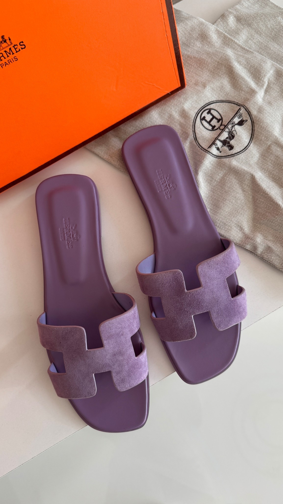 Size up 0,5-1 size 

#LTKshoes #LTKstyletip #LTKspring