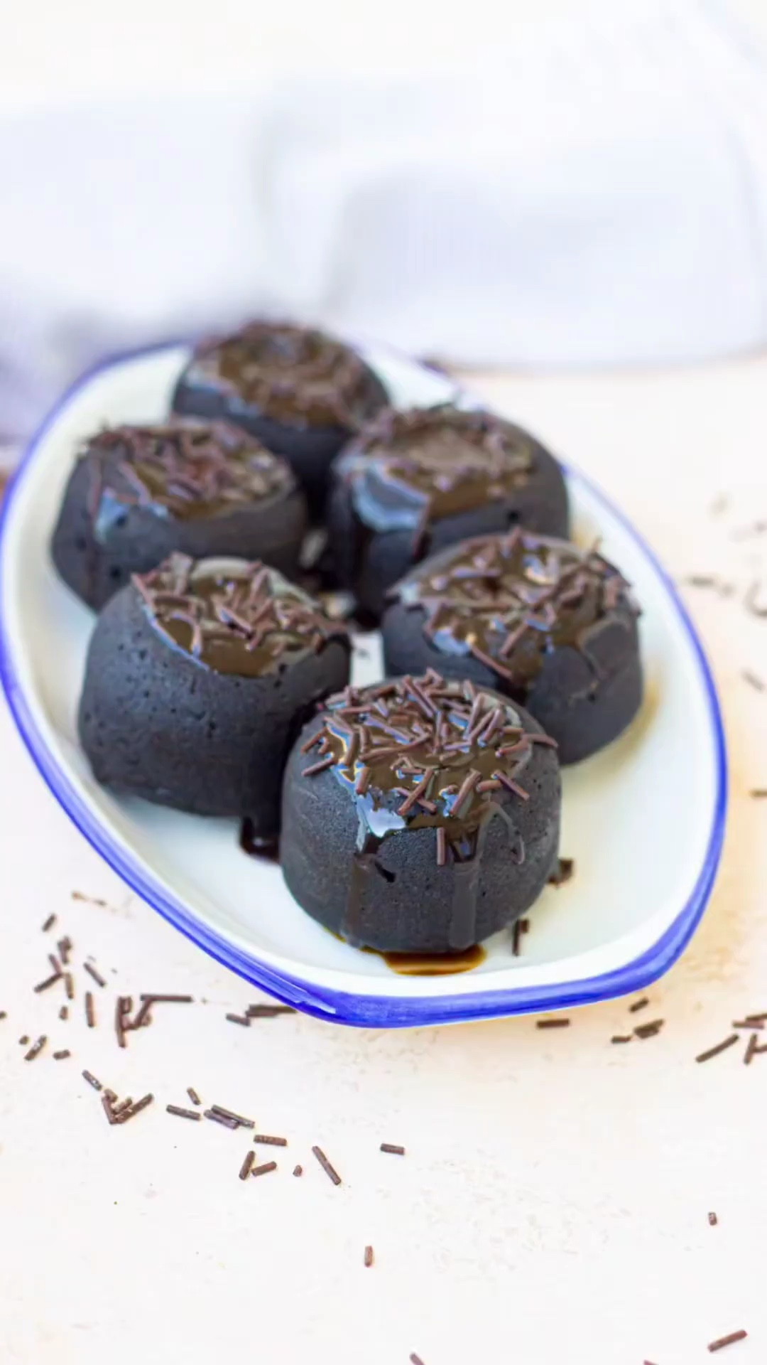 Crank up your dessert game with these scrumptious Instant Pot Brownie Bites! 

Get the full recipe:
https://foodpluswords.com/instant-pot-brownie-bites/
Or search: “Food Plus Words Instant Pot Brownie Bites” on Google



#LTKhome #LTKFind #LTKsalealert