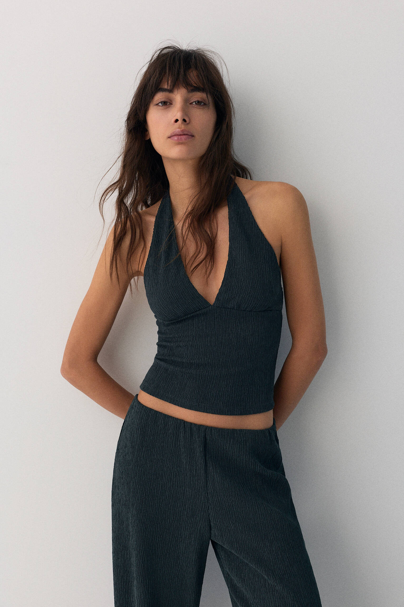 Neckholder-Top aus Bambula | Pull&Bear Deutschland | PULL and BEAR DE